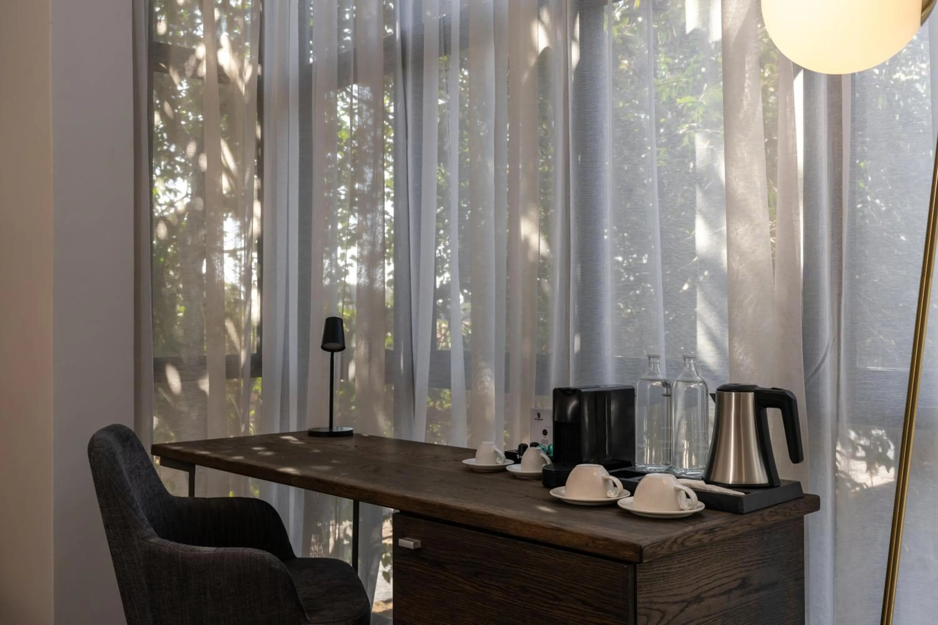 Coffee/tea facilities in Radisson Hotel and Convention Centre OR Tambo Airport