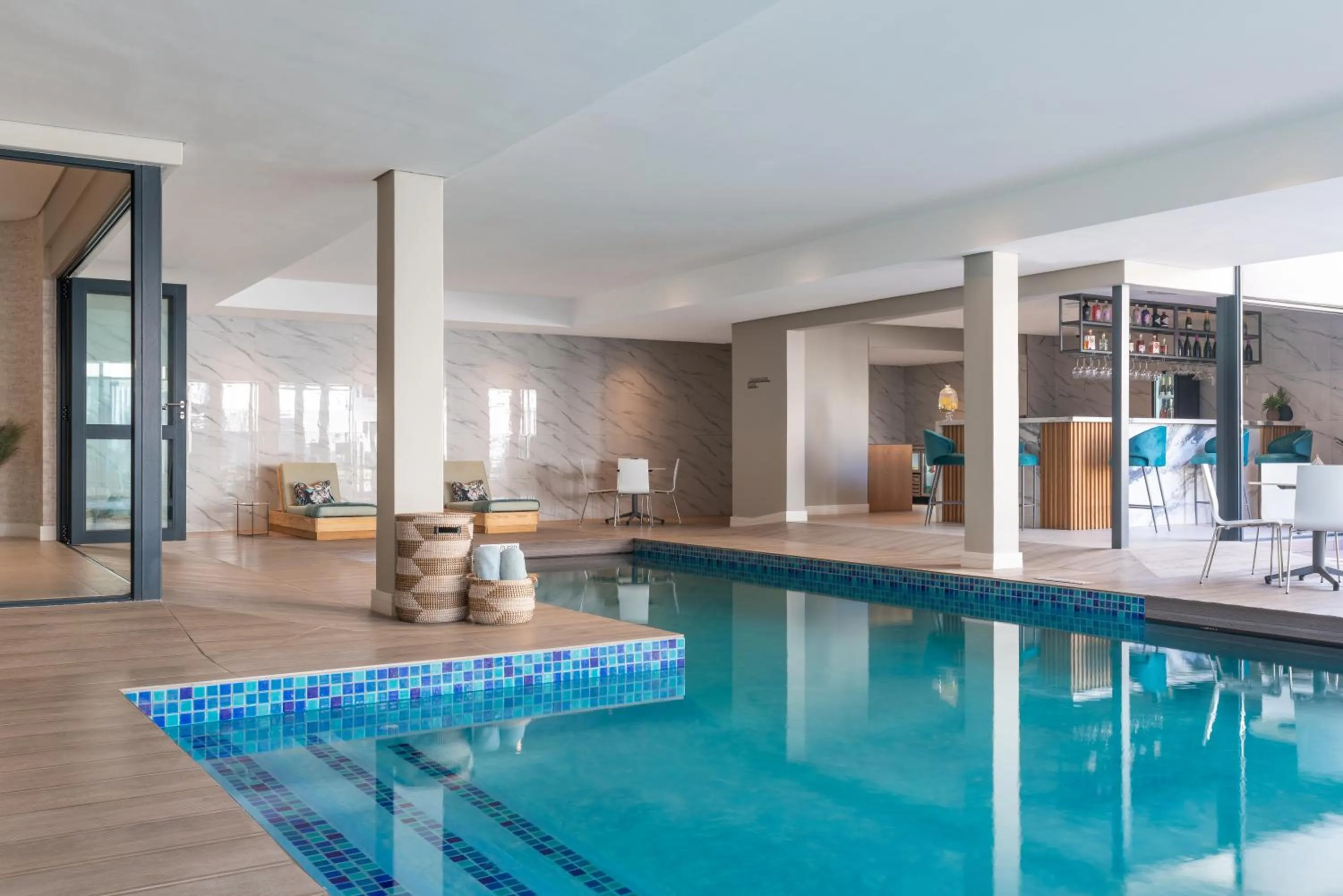  in Radisson Hotel and Convention Centre OR Tambo Airport