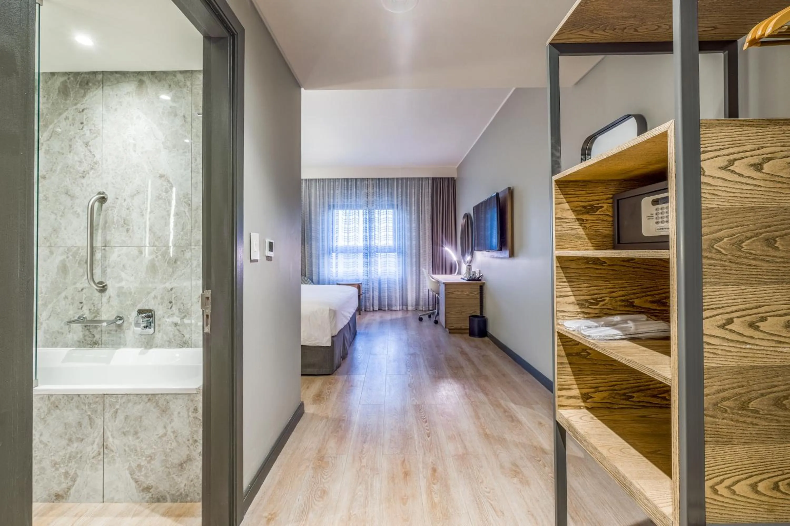 Bedroom in Radisson Hotel and Convention Centre OR Tambo Airport