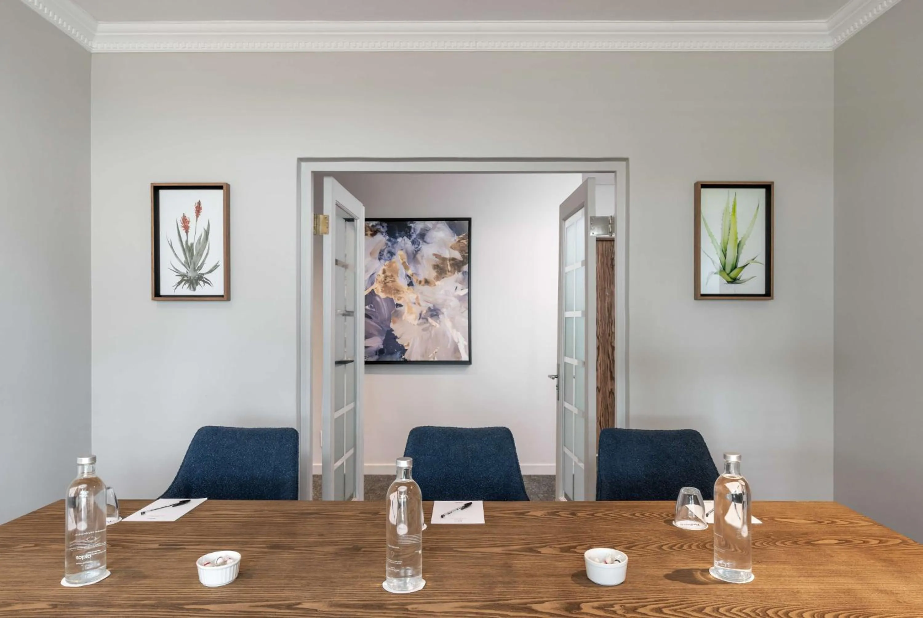 Meeting/conference room in Radisson Hotel and Convention Centre OR Tambo Airport