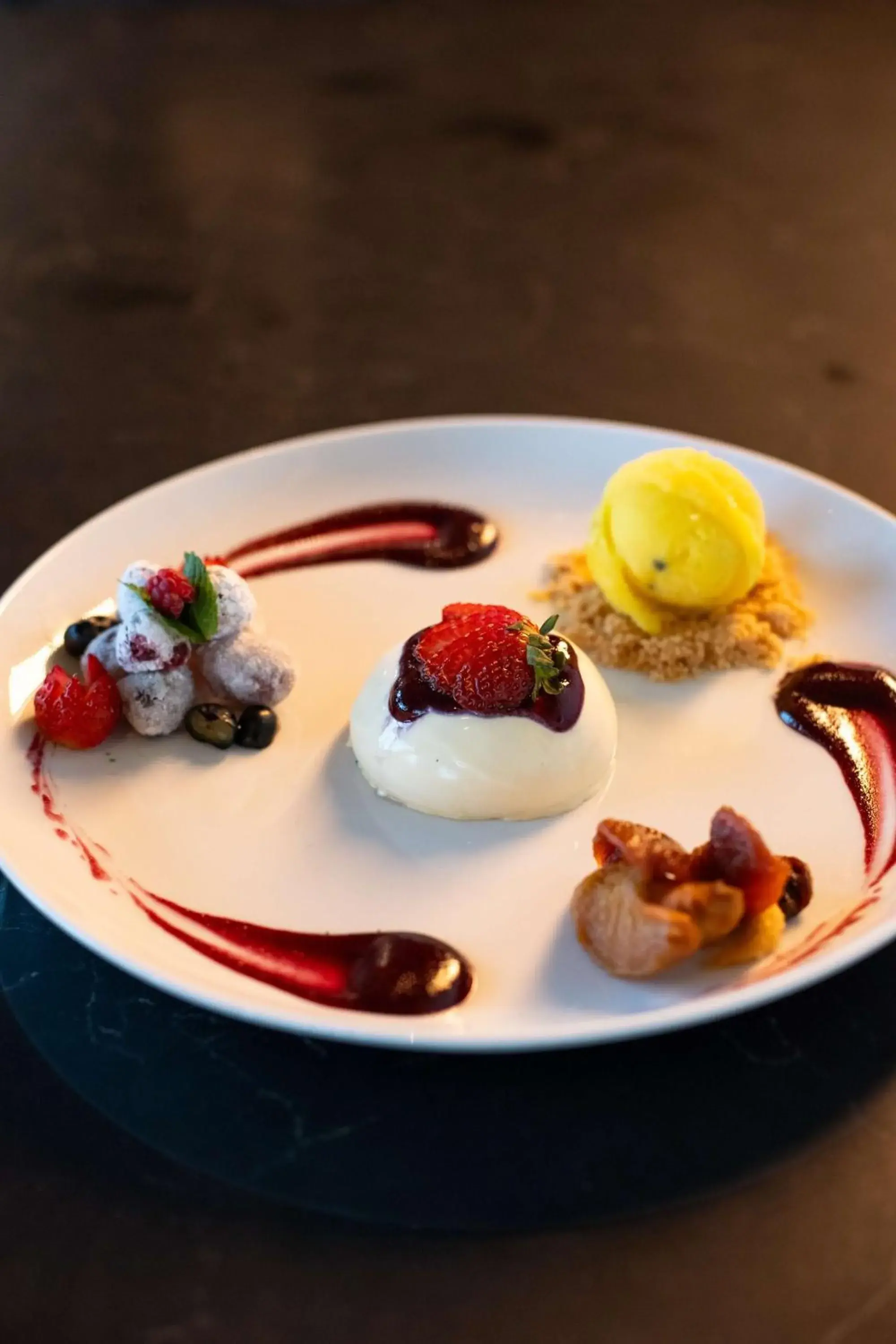 Food and drinks in Radisson Hotel and Convention Centre OR Tambo Airport Food and drinks in Radisson Hotel and Convention Centre OR Tambo Airport