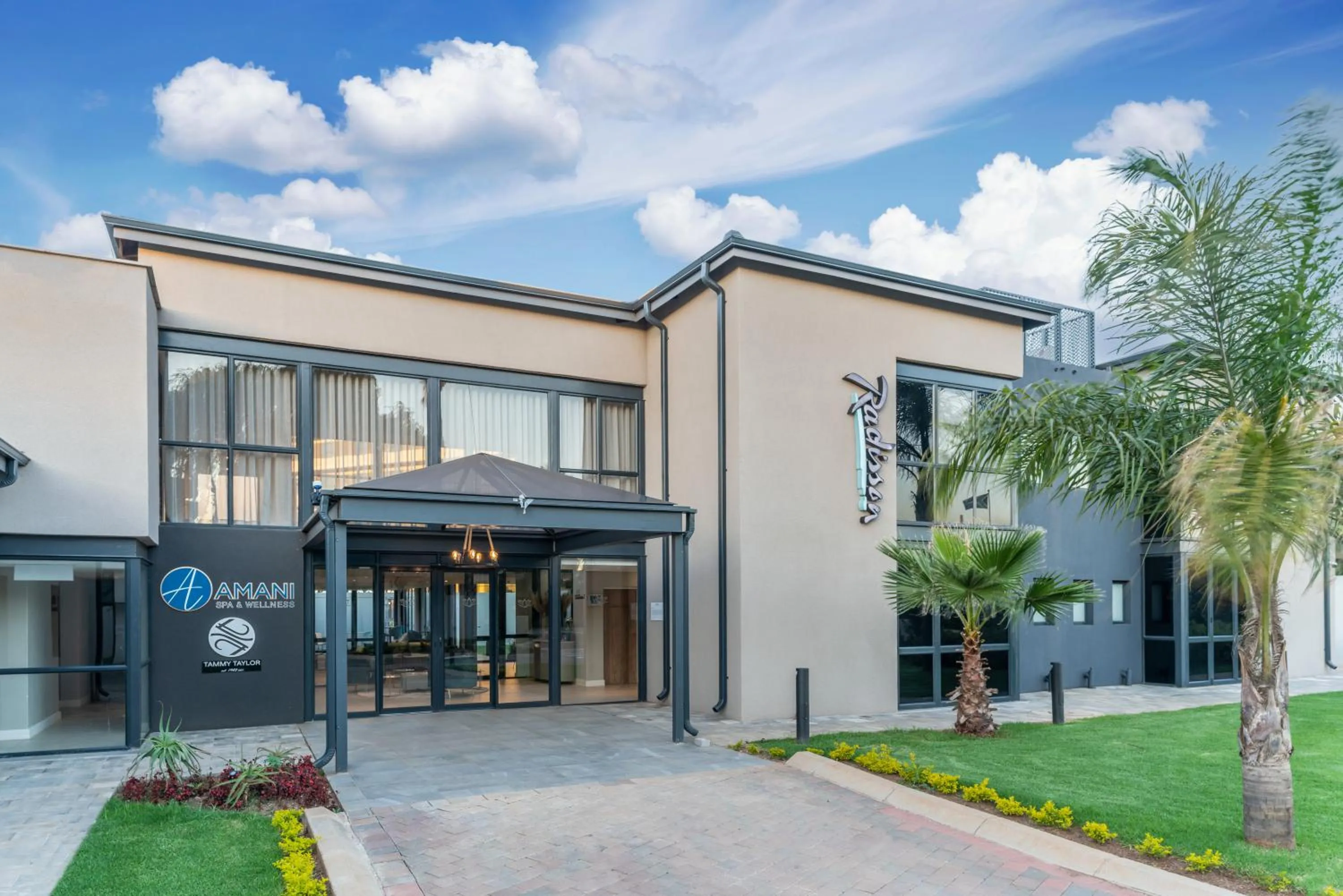 Massage in Radisson Hotel and Convention Centre OR Tambo Airport