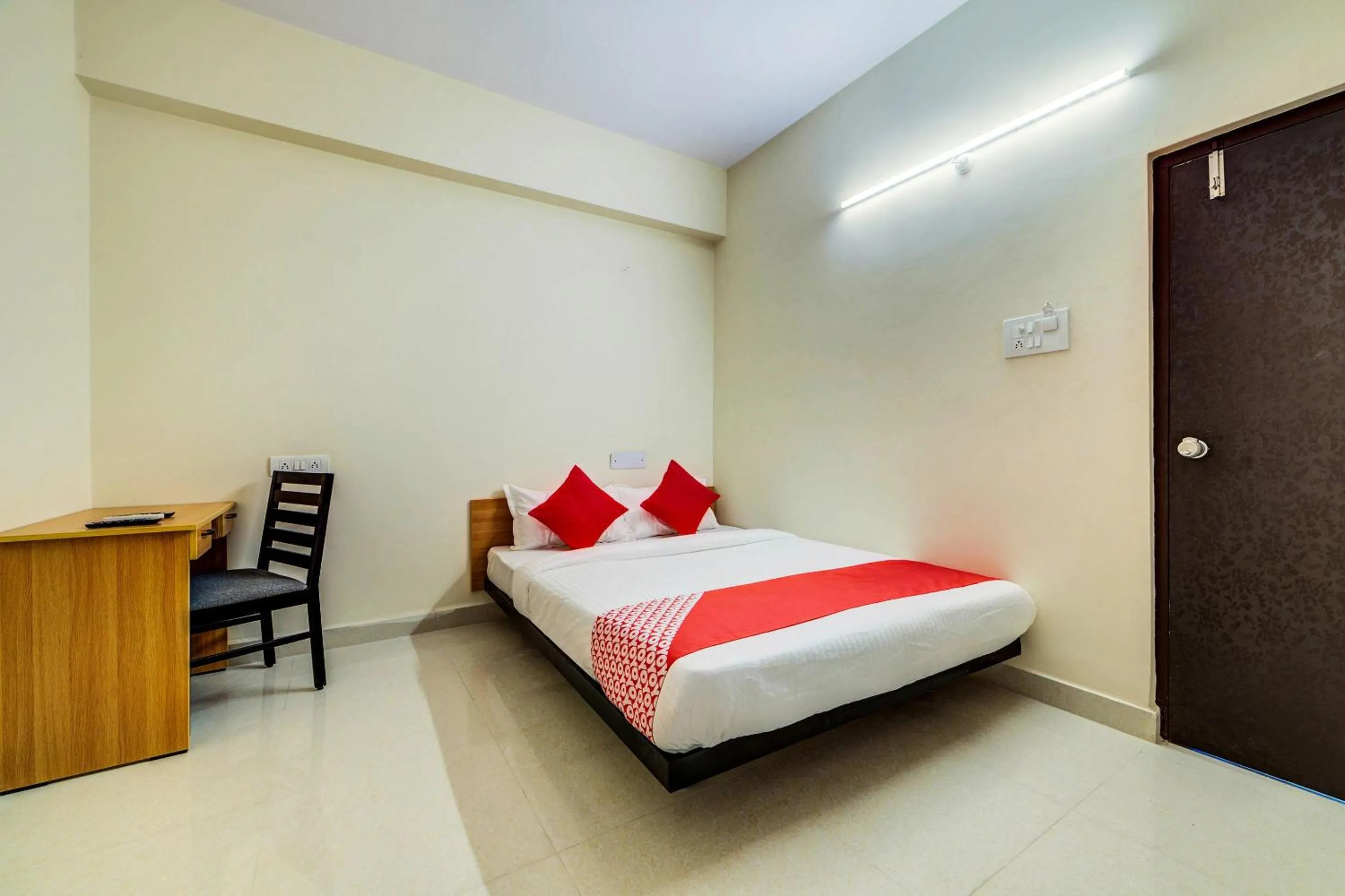 Bedroom, Bed in Hotel O JV Colony Near KFC Gachibowli