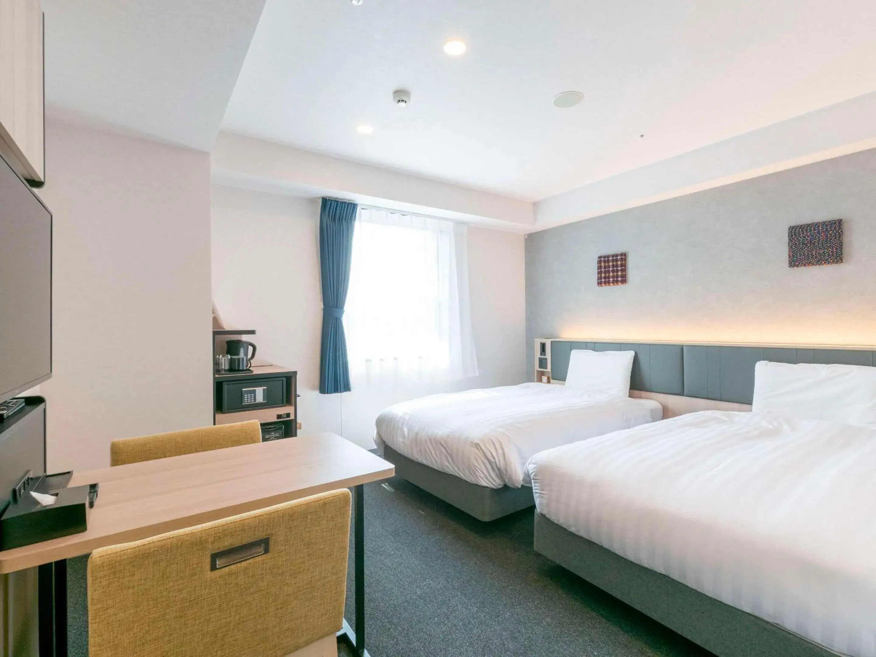 Standard Twin Room - Non-Smoking in Comfort Hotel Nagoya Meiekiminami Standard Twin Room - Non-Smoking in Comfort Hotel Nagoya Meiekiminami