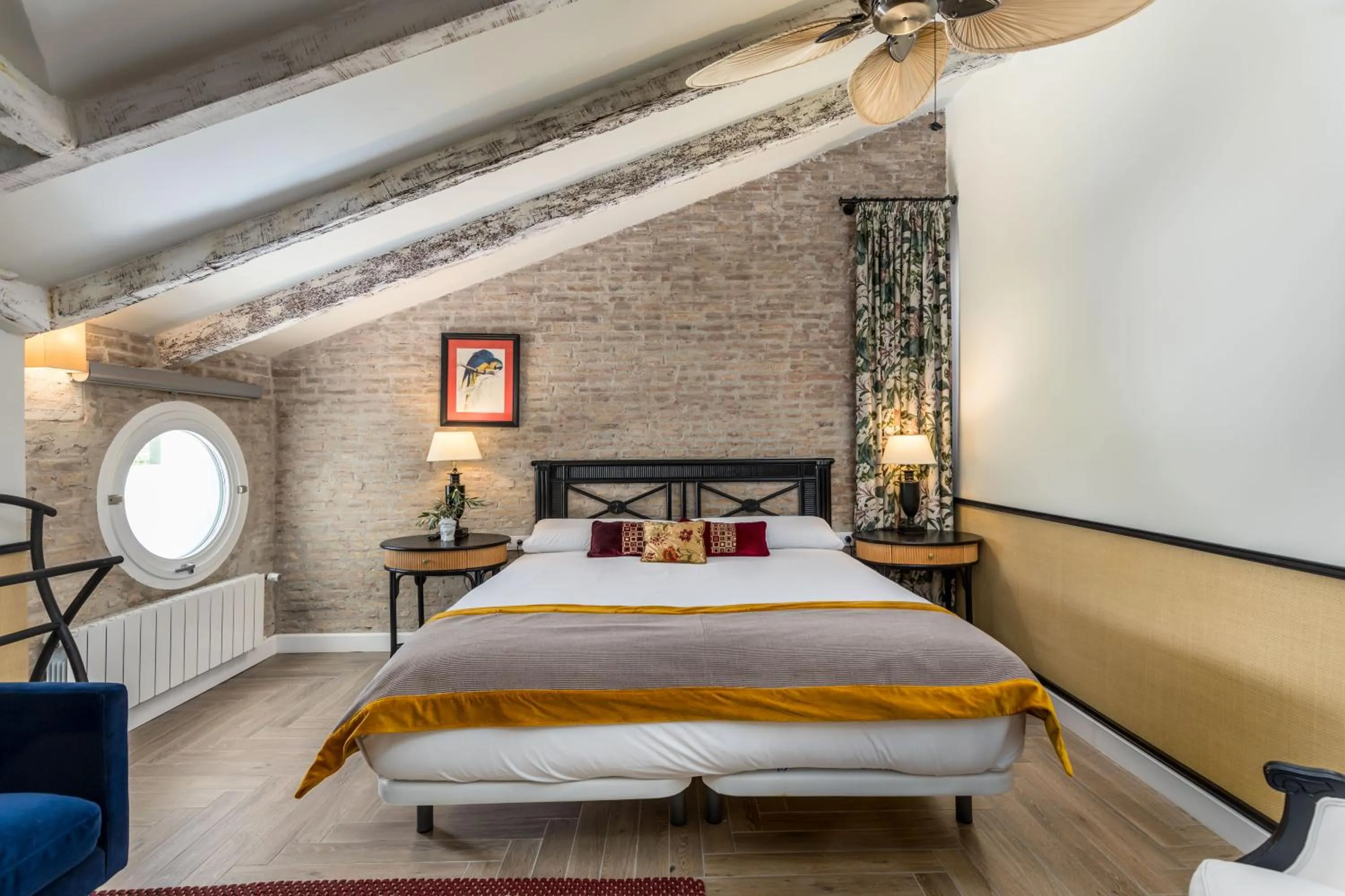 Bed in Maison San Alfredo B&B