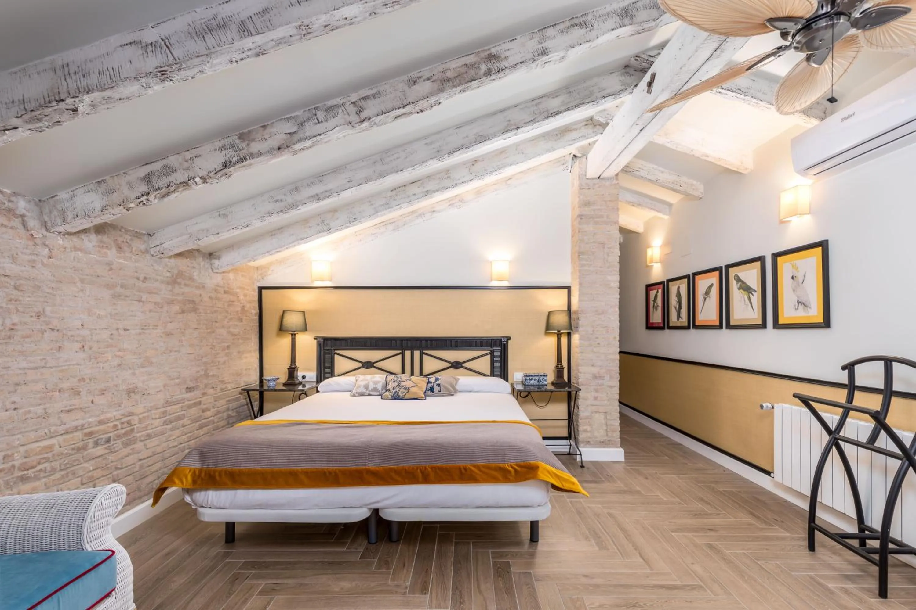 Bed in Maison San Alfredo B&B