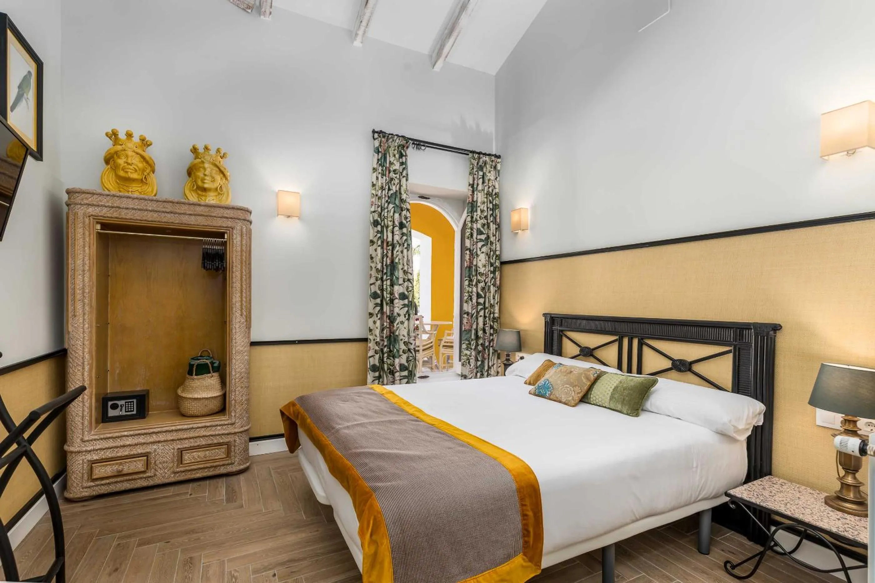 Bed in Maison San Alfredo B&B