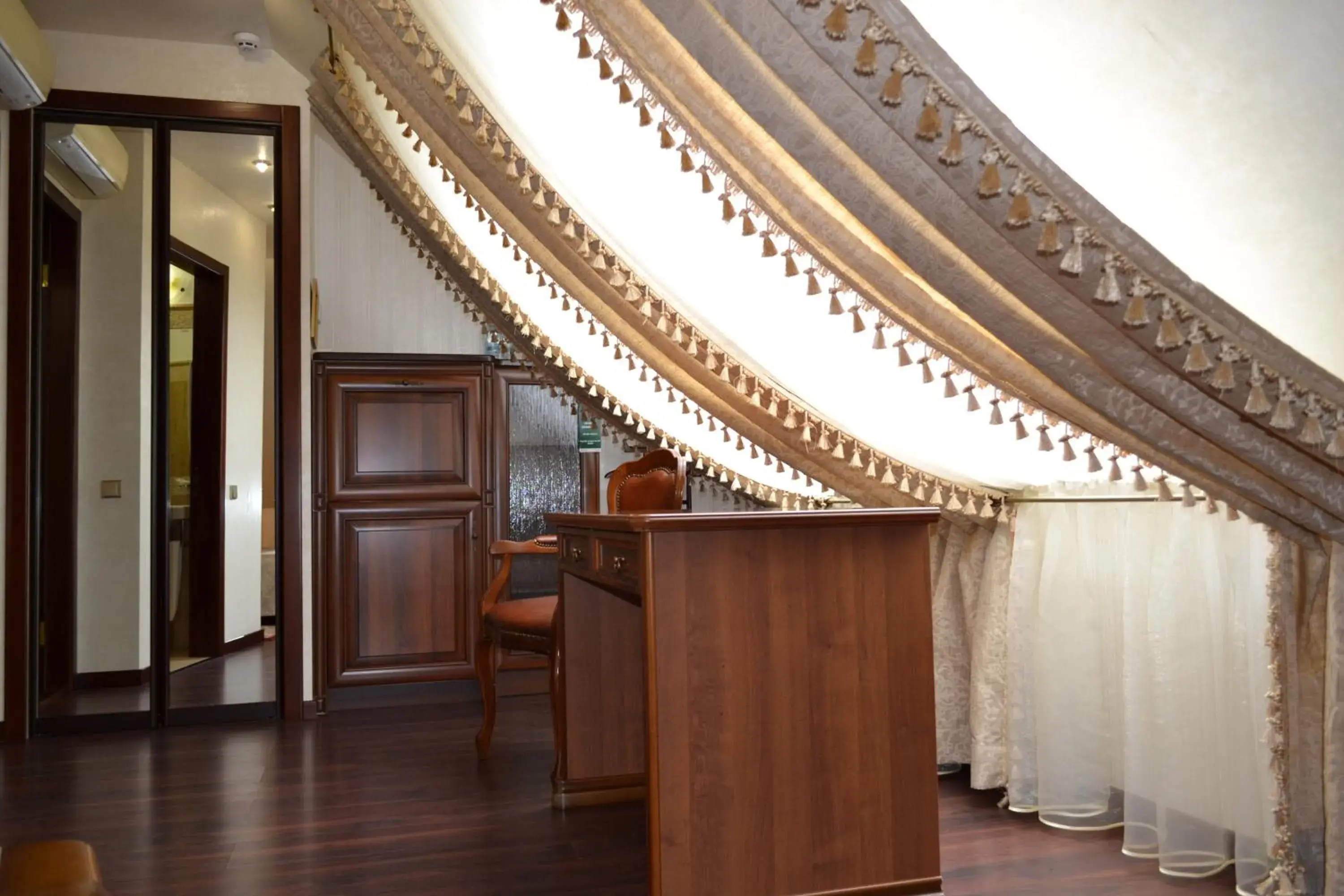 Single Room with Shower - single occupancy in Hotel Helicopter Single Room with Shower - single occupancy in Hotel Helicopter