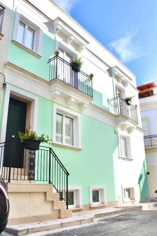 Property building in Domus Le Ceramiche