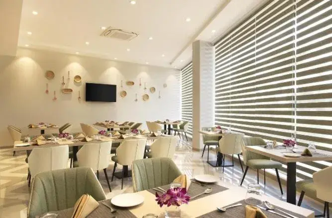 Restaurant/places to eat in Click Hotel Bangalore - International Airport Restaurant/places to eat in Click Hotel Bangalore - International Airport