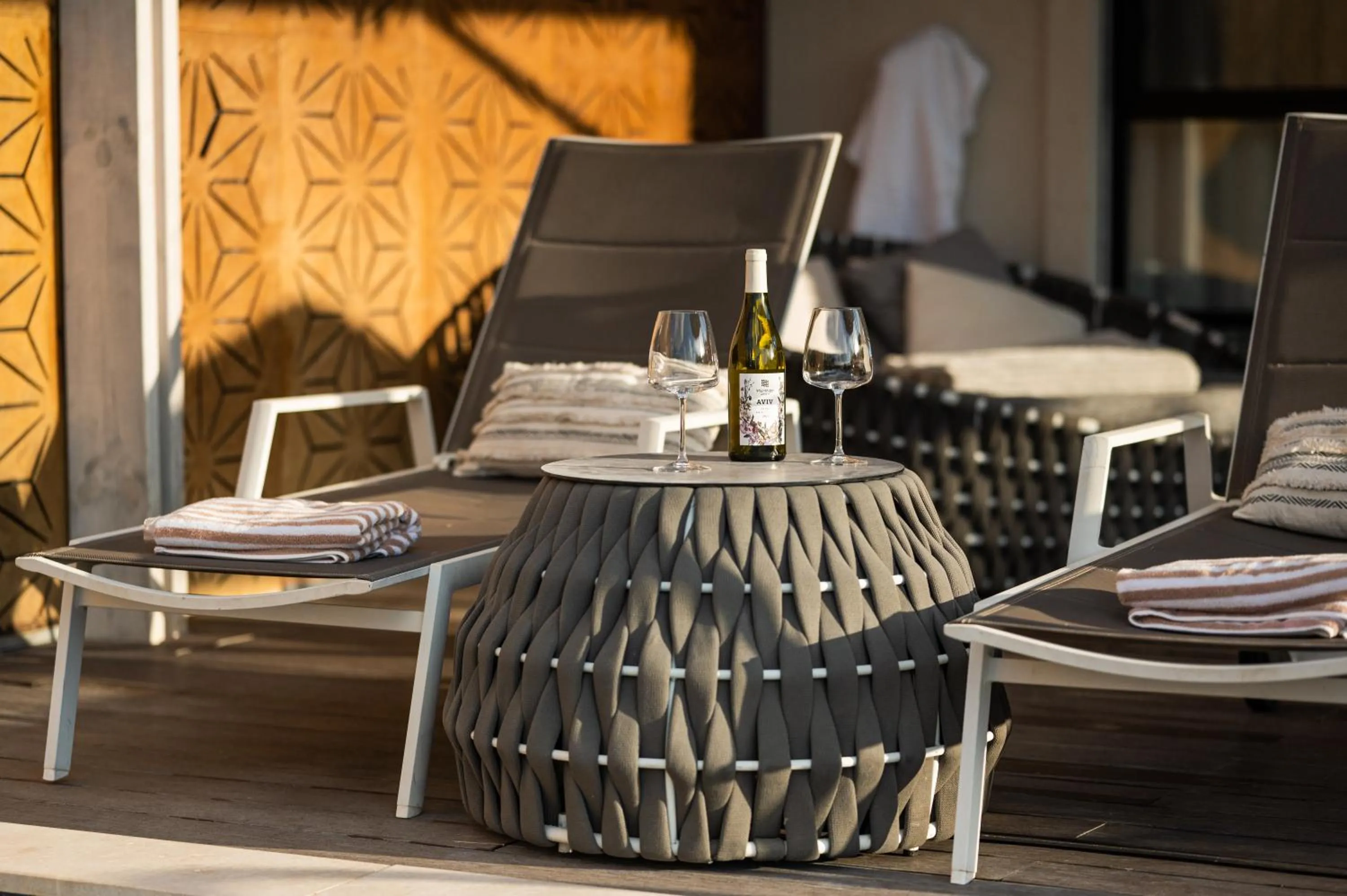 Seating area in Alonella