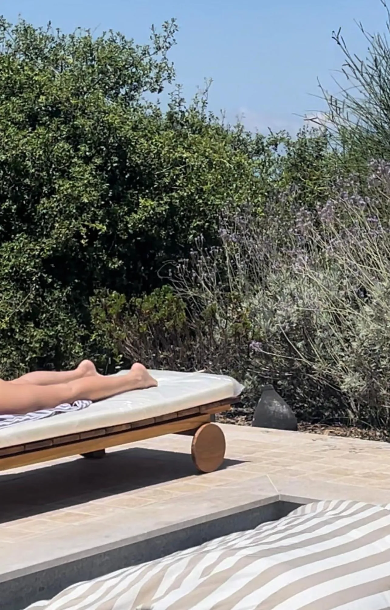 Property building in Alonella