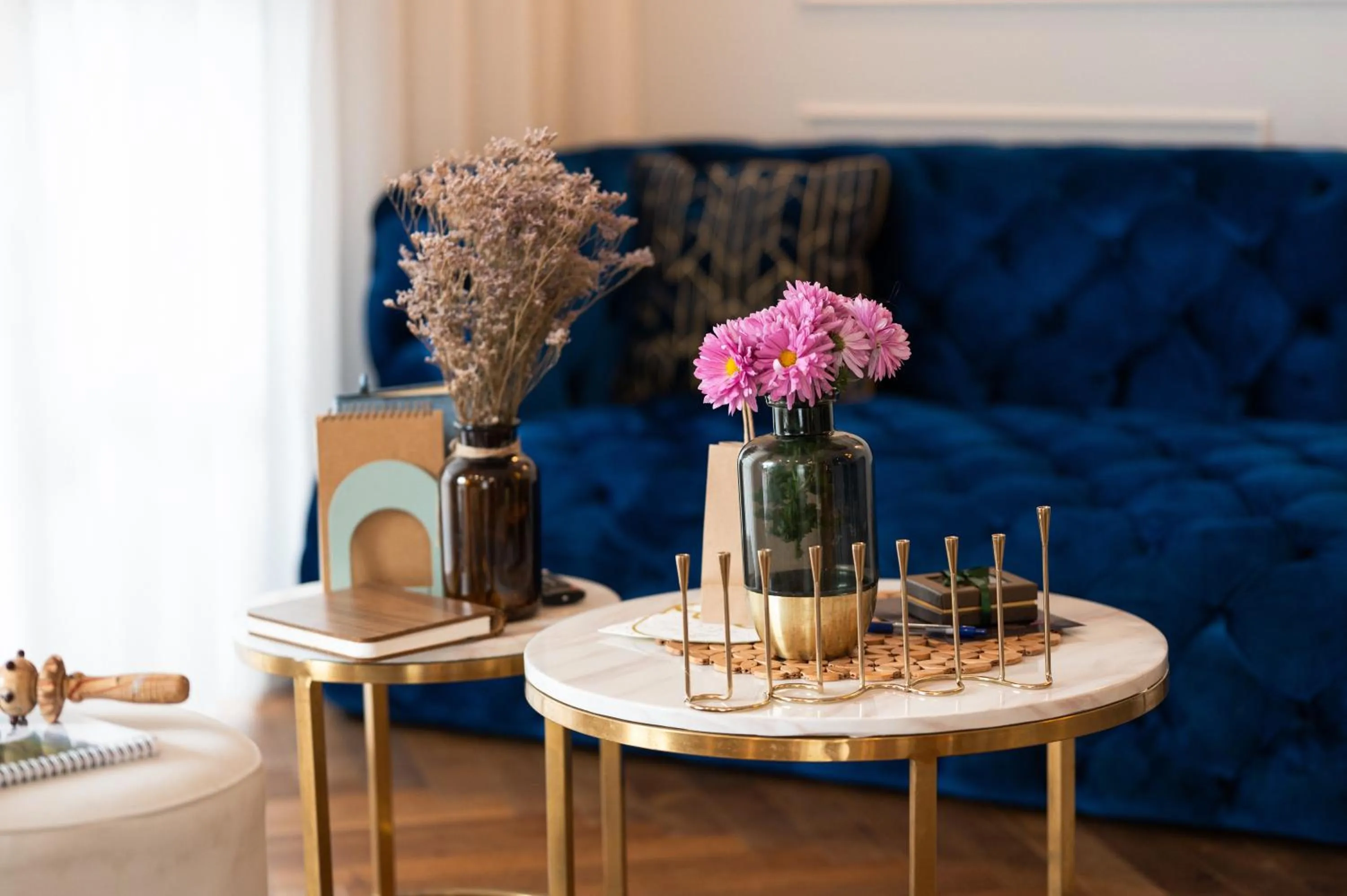 Seating area in Alonella