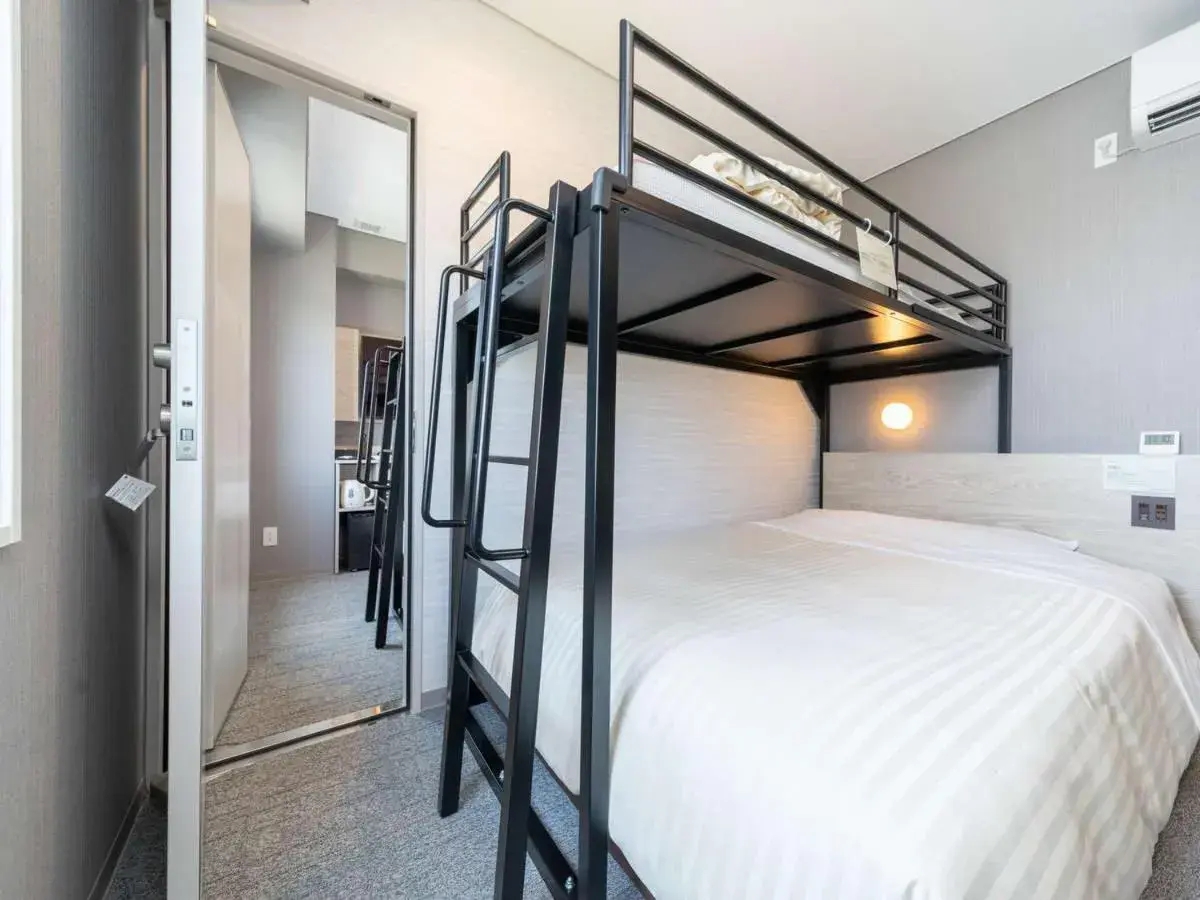 Double or Twin Room in Super Hotel Tokyo Akabane Eki Minamiguchi Double or Twin Room in Super Hotel Tokyo Akabane Eki Minamiguchi