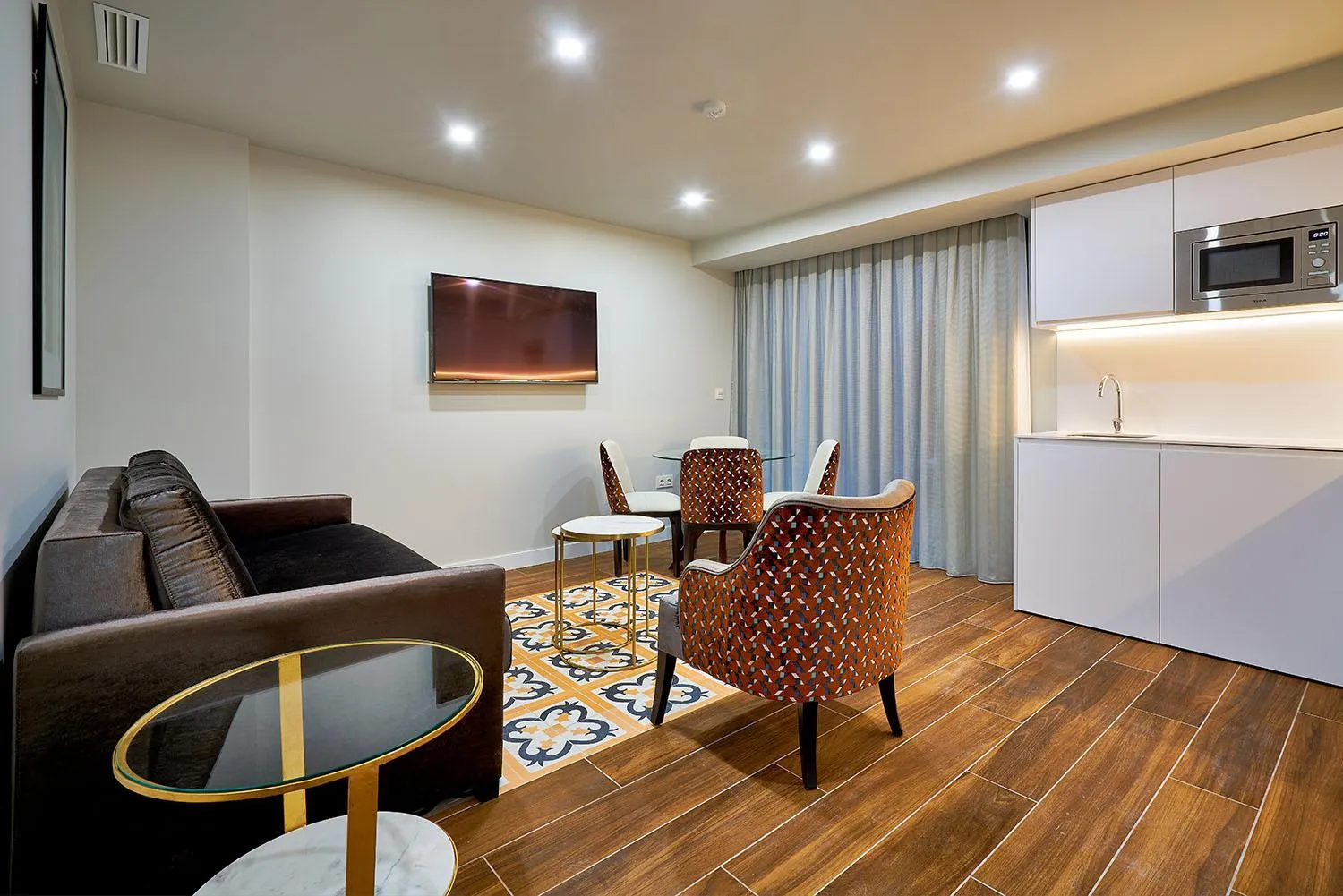 Dining area in Tandem Torres de Cádiz Suites