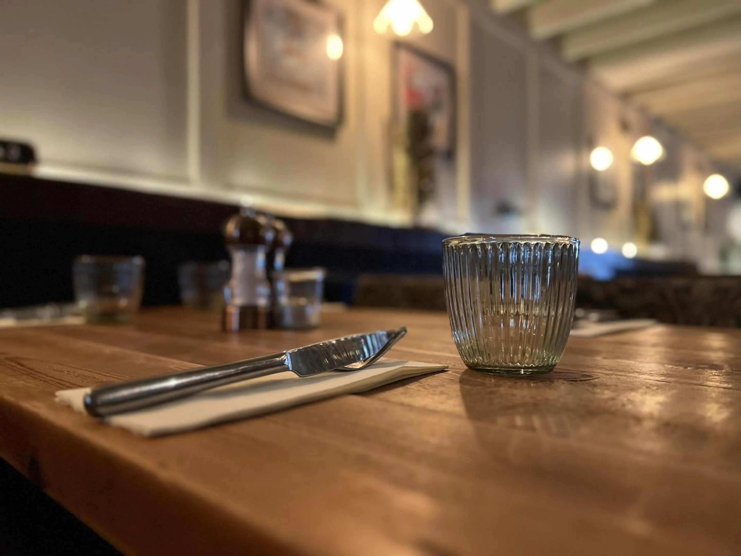 Dining area in The Forresters Arms Kilburn