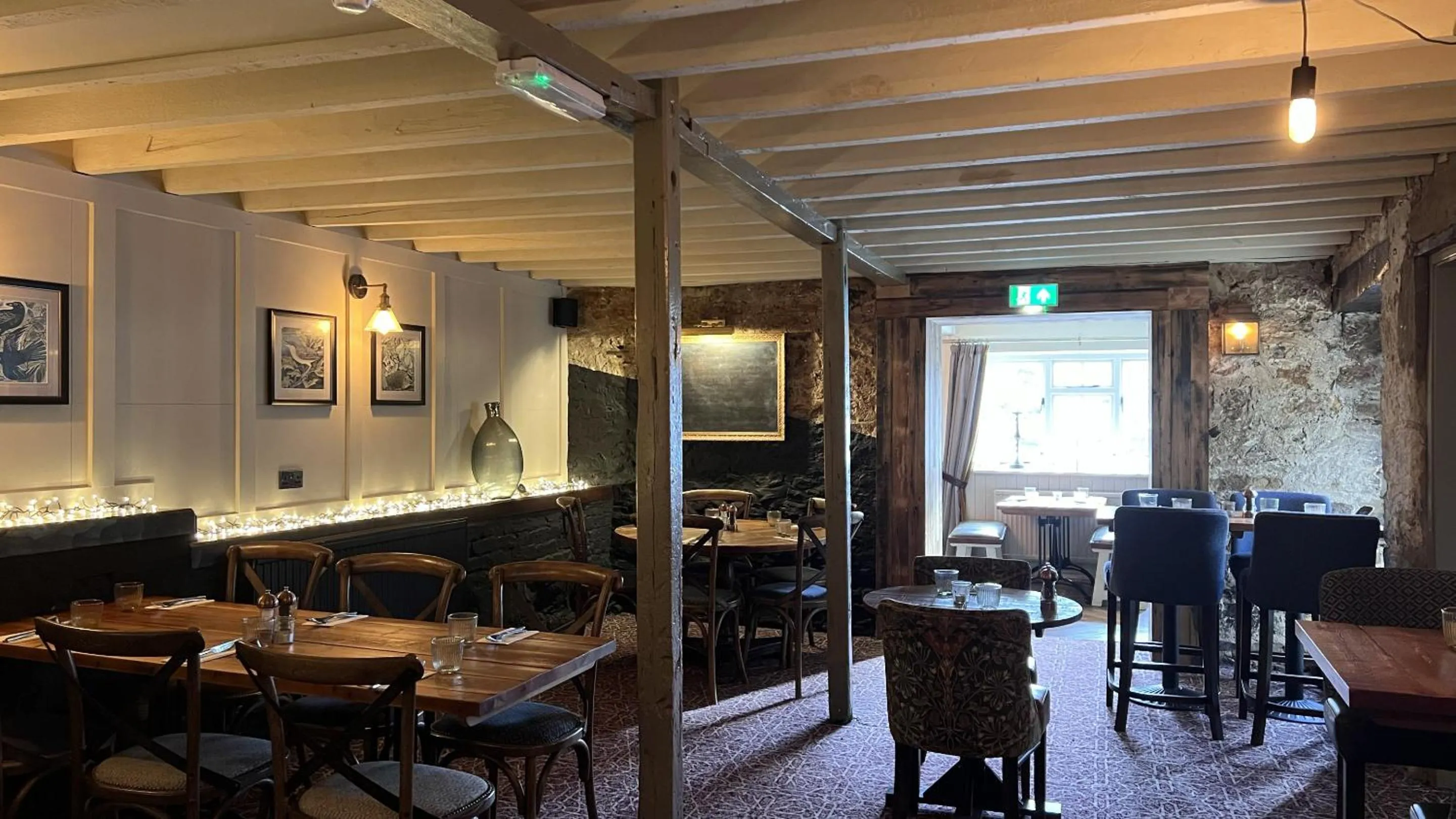 Dining area in The Forresters Arms Kilburn
