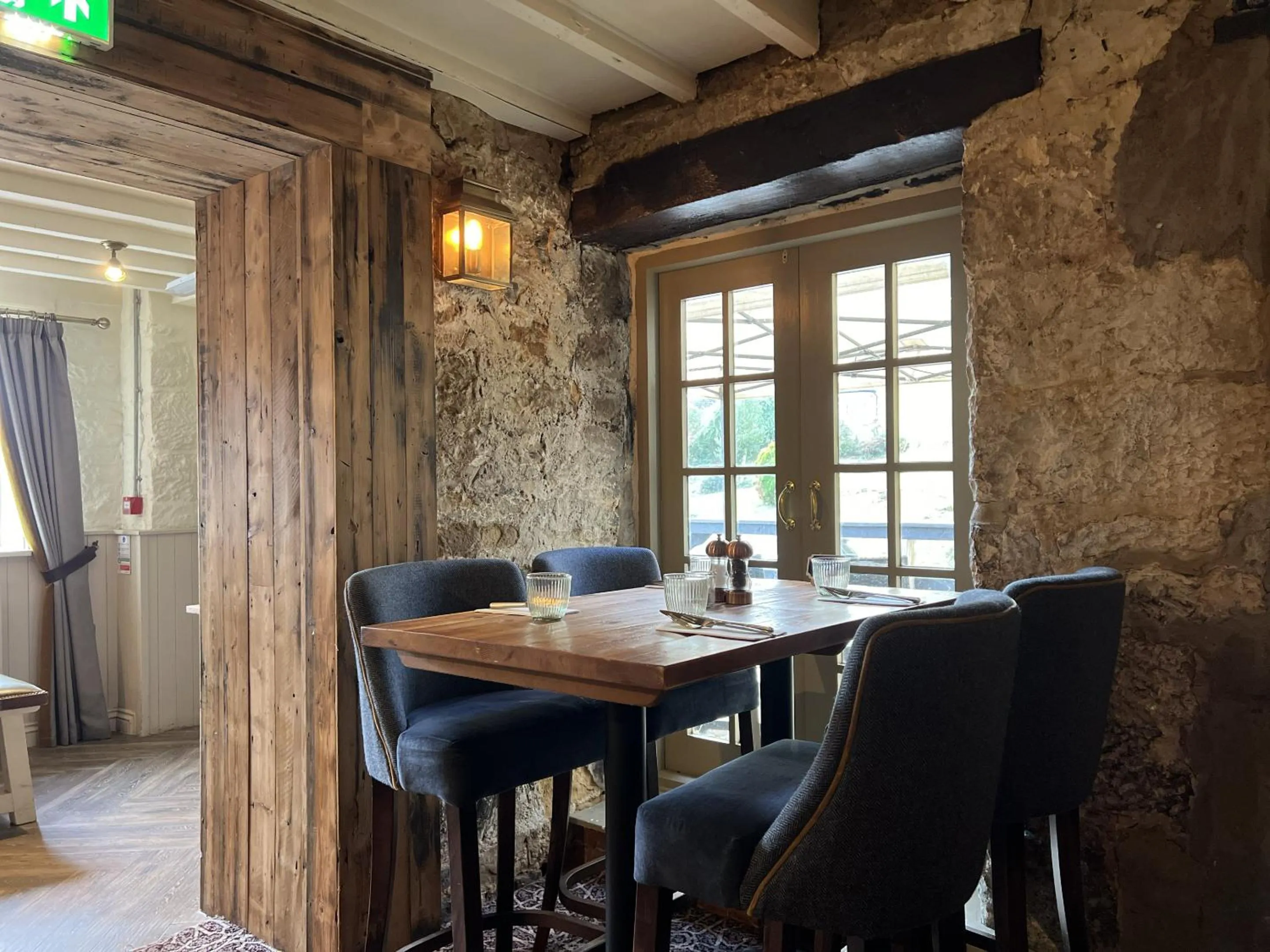 Dining area in The Forresters Arms Kilburn