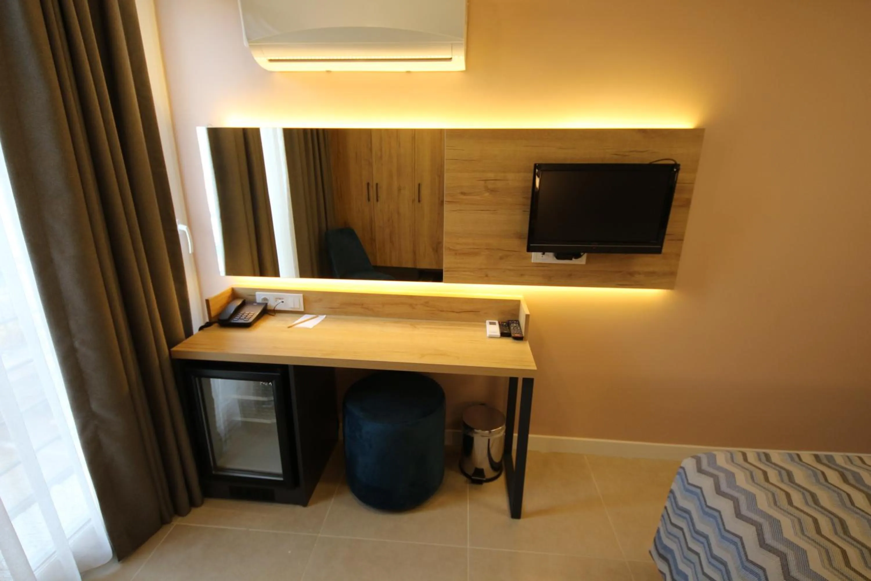 Bed in SPİLOS GÜMÜLDÜR HOTEL