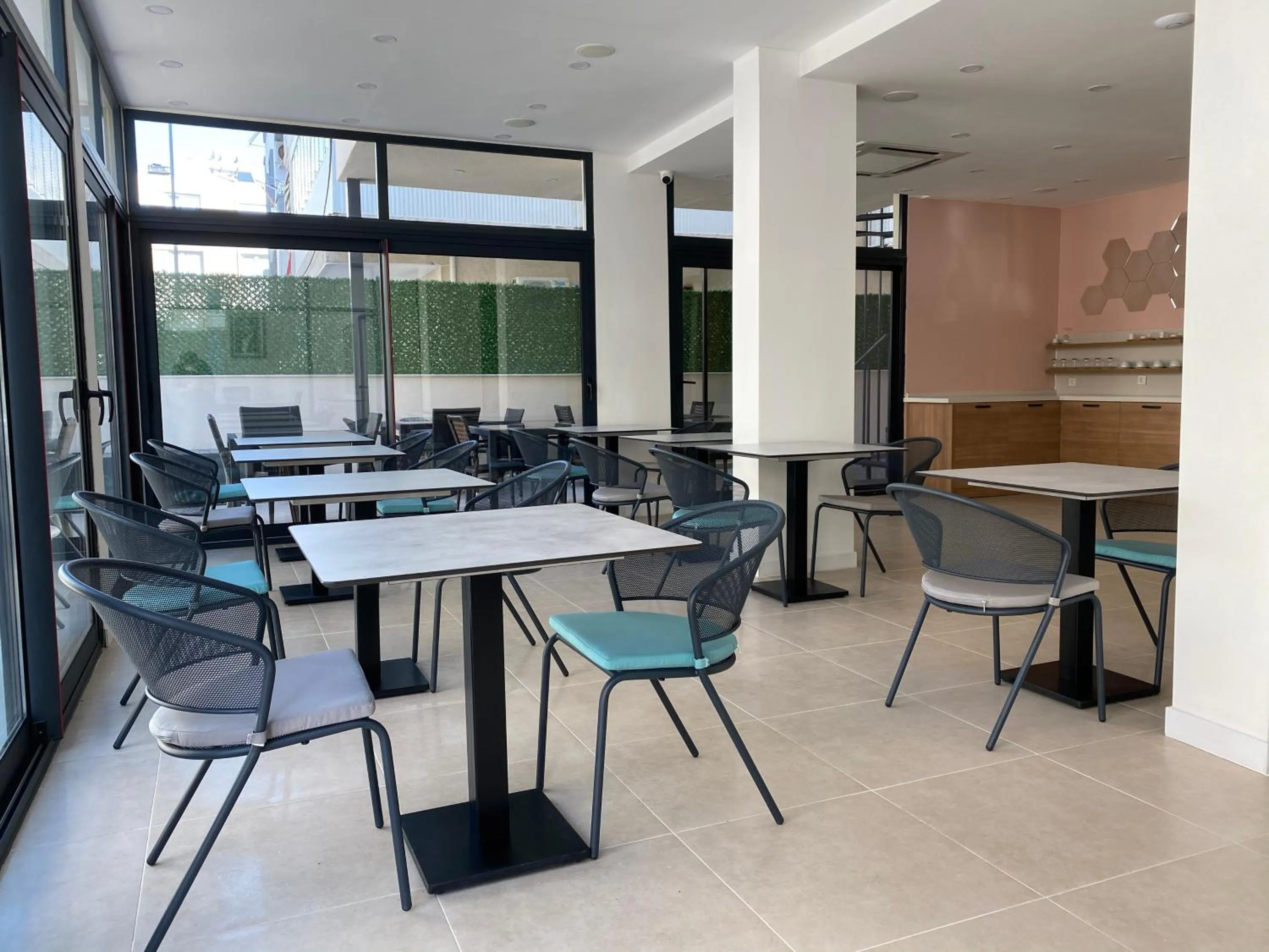 Restaurant/places to eat in SPİLOS GÜMÜLDÜR HOTEL