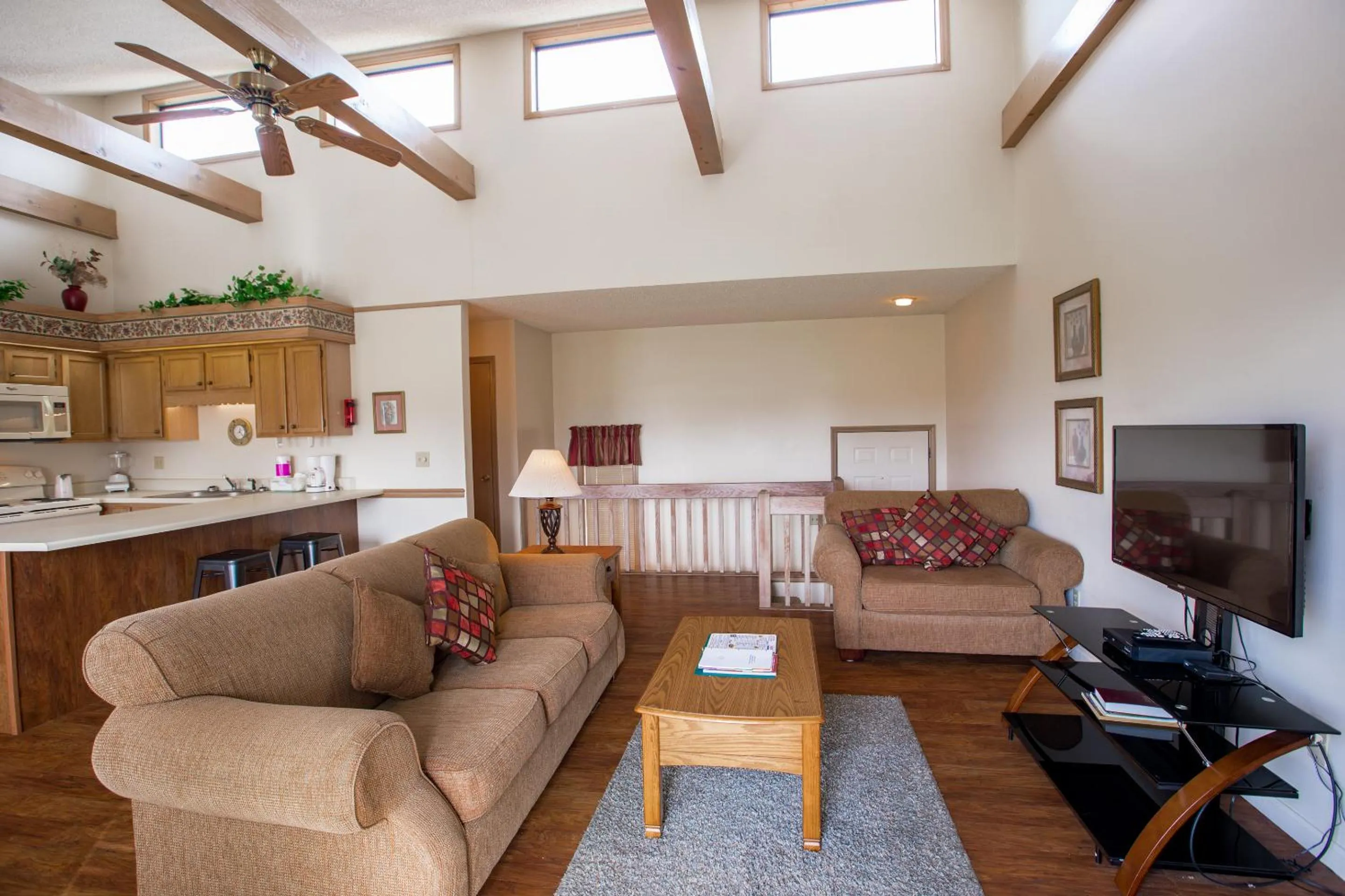 Crown Resorts at Lake Tansi West