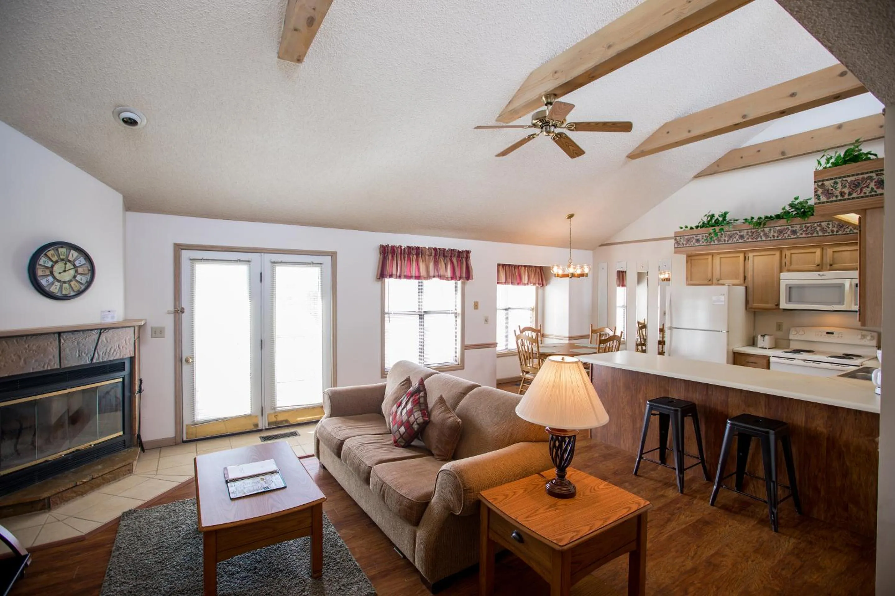 Crown Resorts at Lake Tansi West