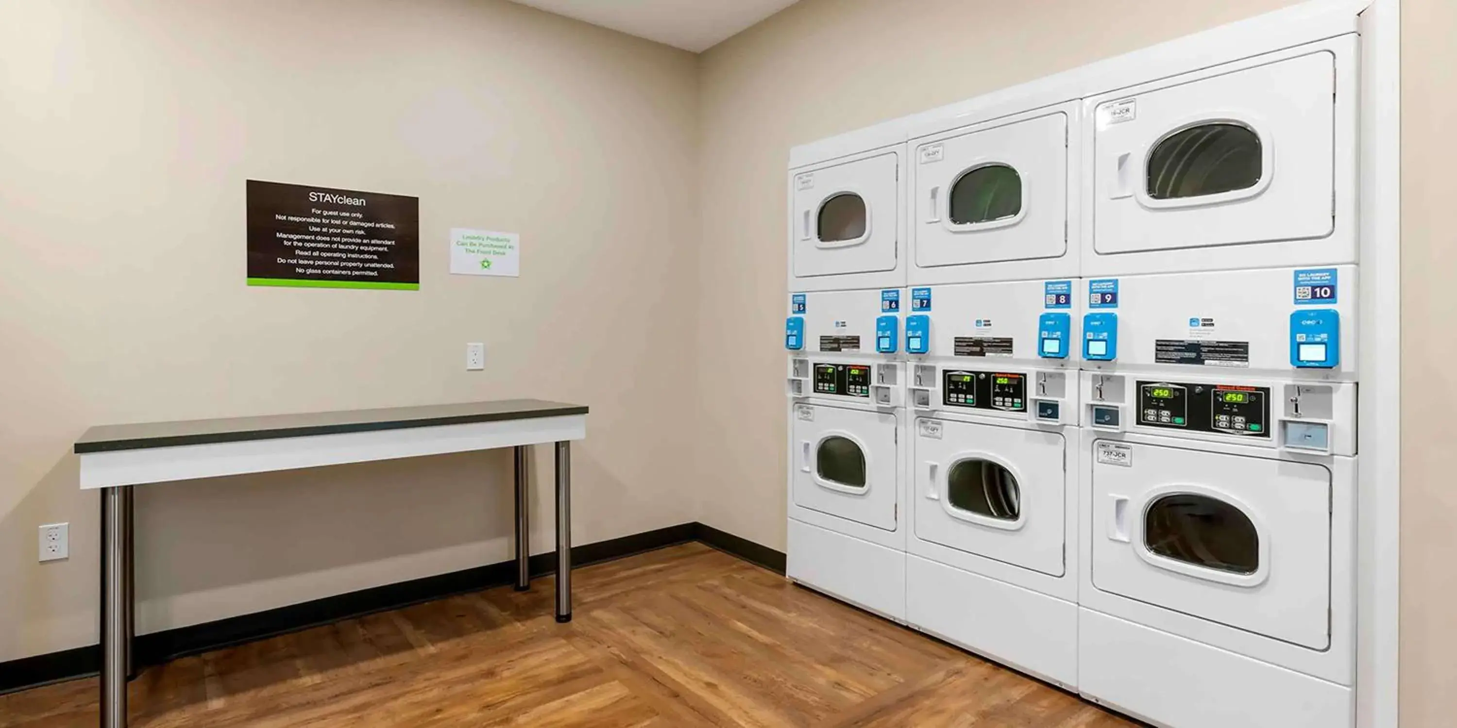 Property building in Extended Stay America Premier Suites - Orlando - Sanford Property building in Extended Stay America Premier Suites - Orlando - Sanford