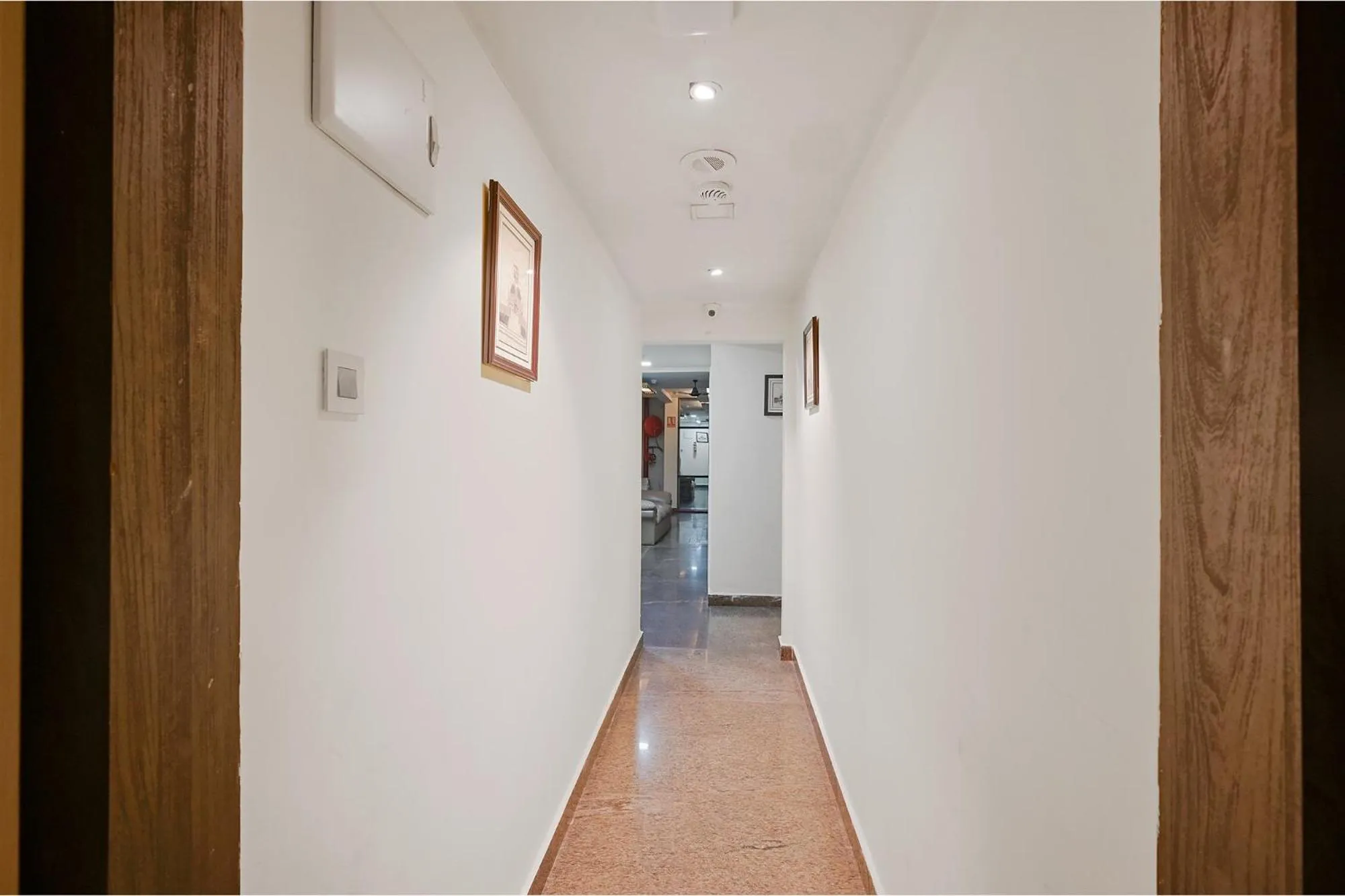 Lobby or reception in FabHotel Prime Middleton - Nr Niladri Vihar Square