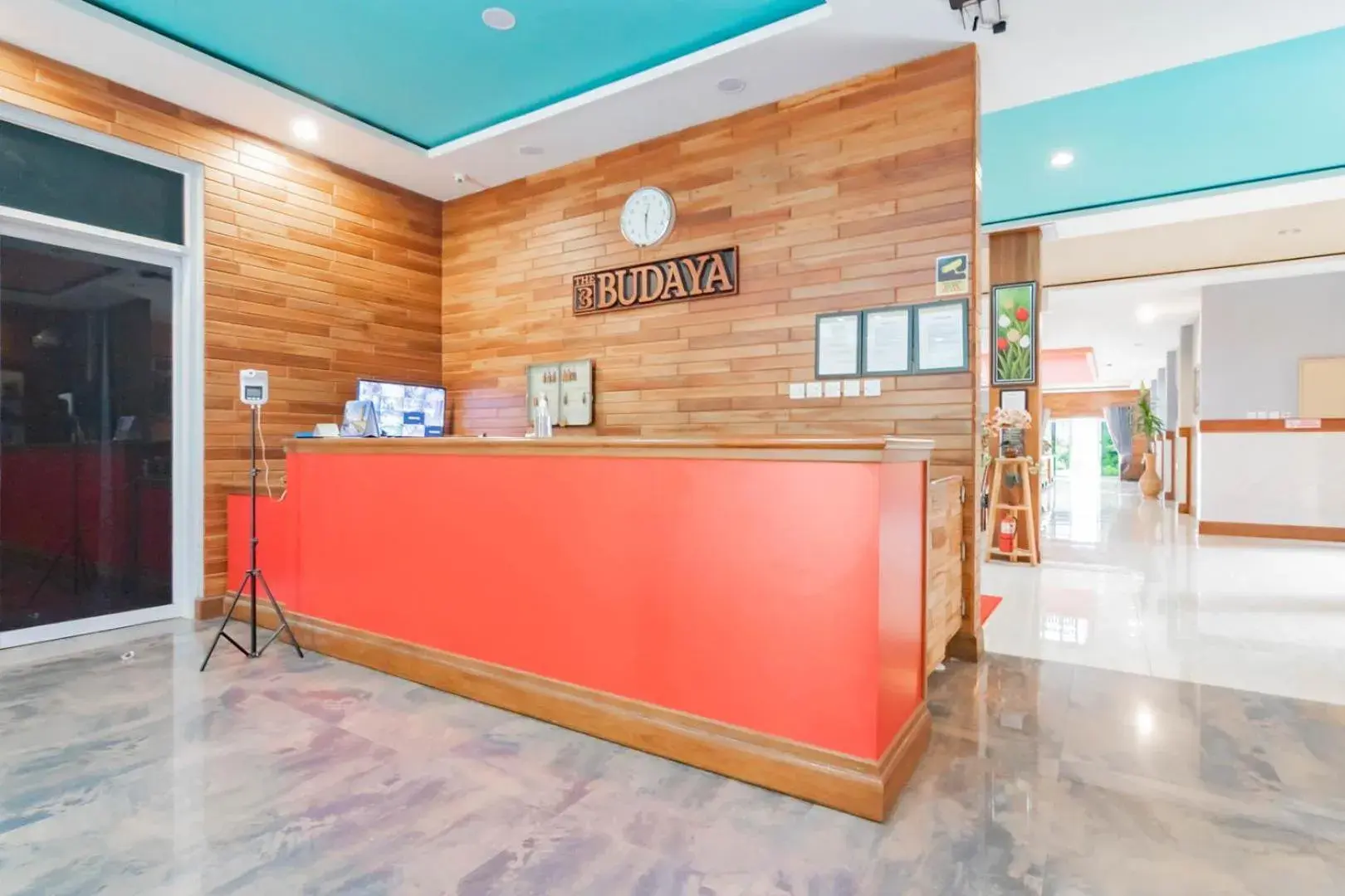 Property building in Sans Hotel Budaya Cirebon Property building in Sans Hotel Budaya Cirebon