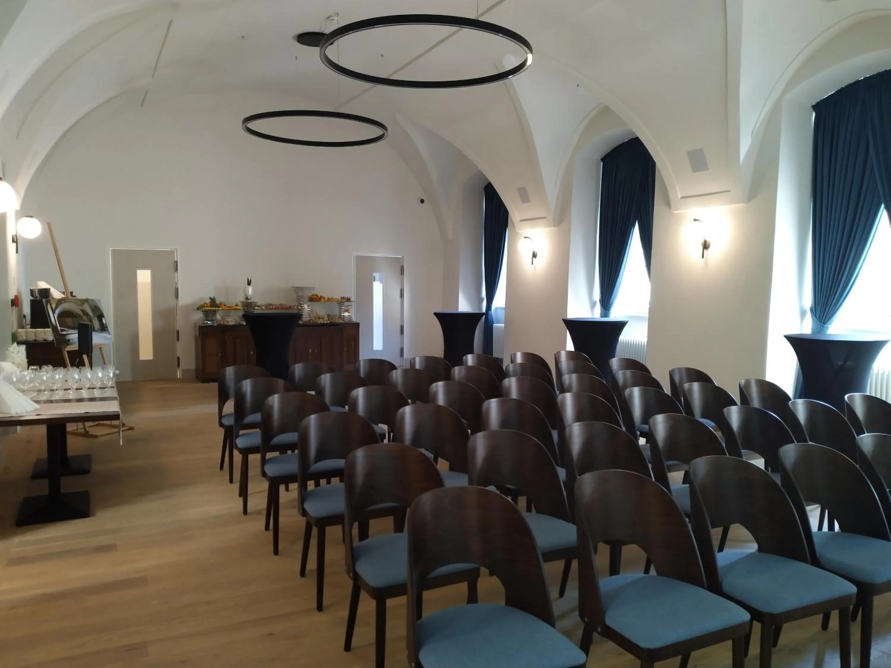 Restaurant/places to eat in Herbal Hotel Wrocław