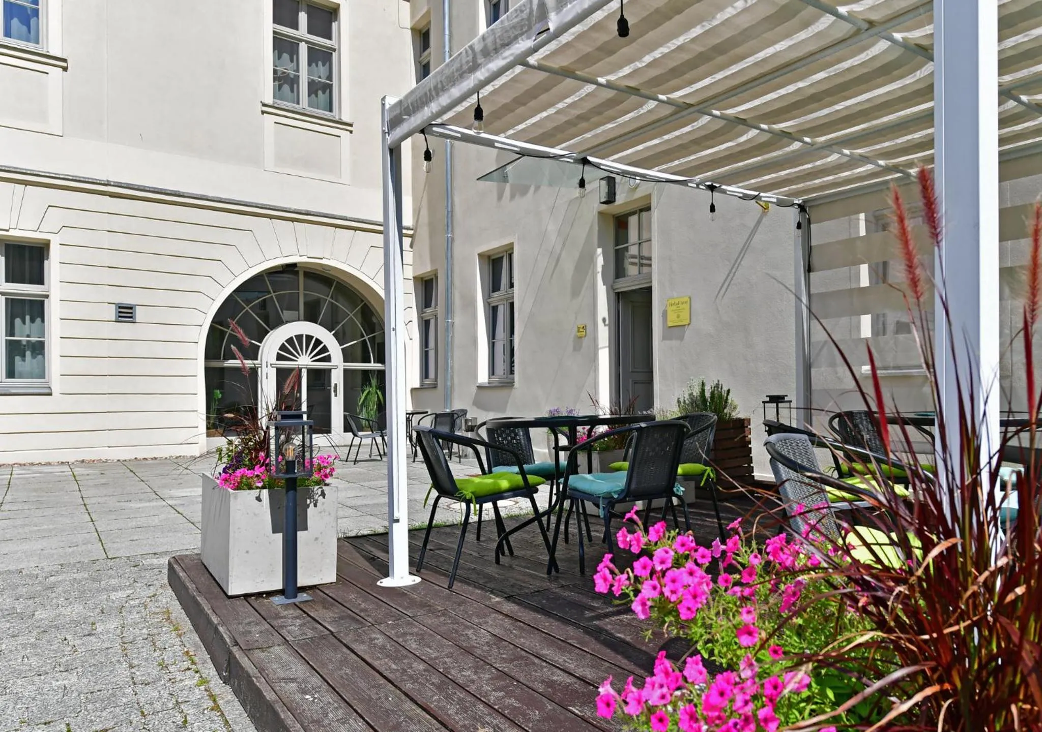 Facade/entrance in Herbal Hotel Wrocław