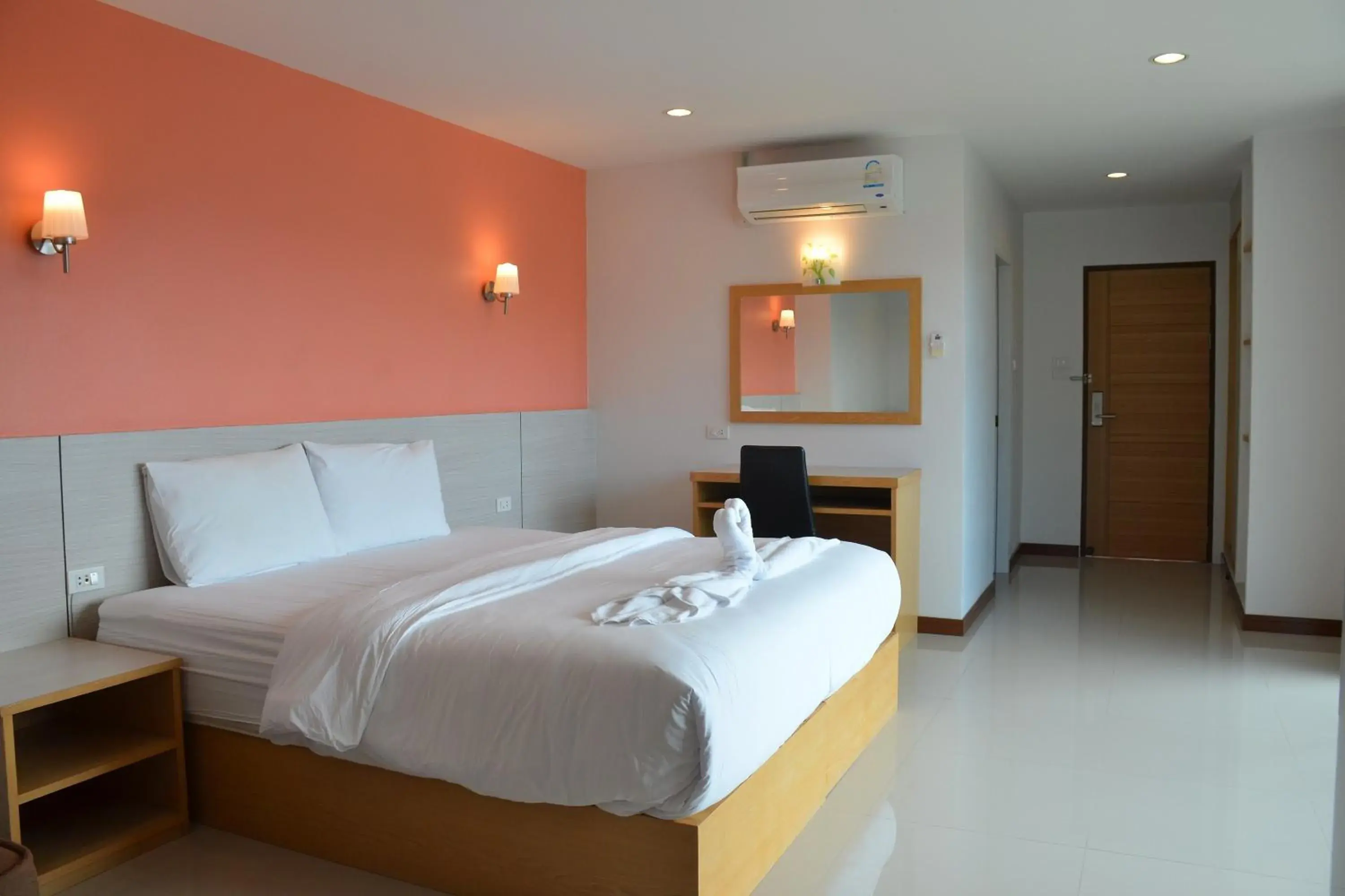 Deluxe Double Room in The Base Hua Hin Deluxe Double Room in The Base Hua Hin