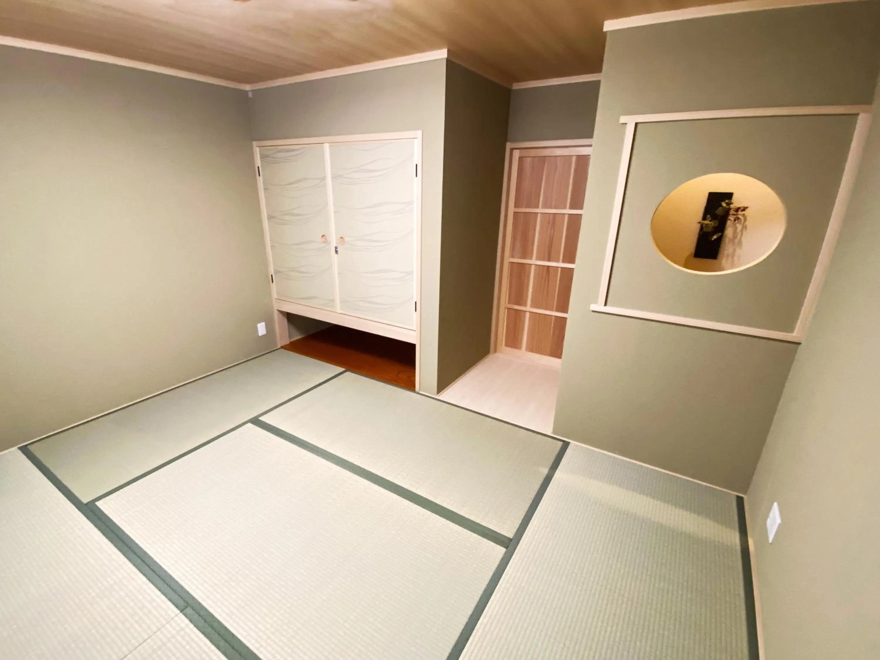 Bedroom, Bed in Rinn Tsukinowa