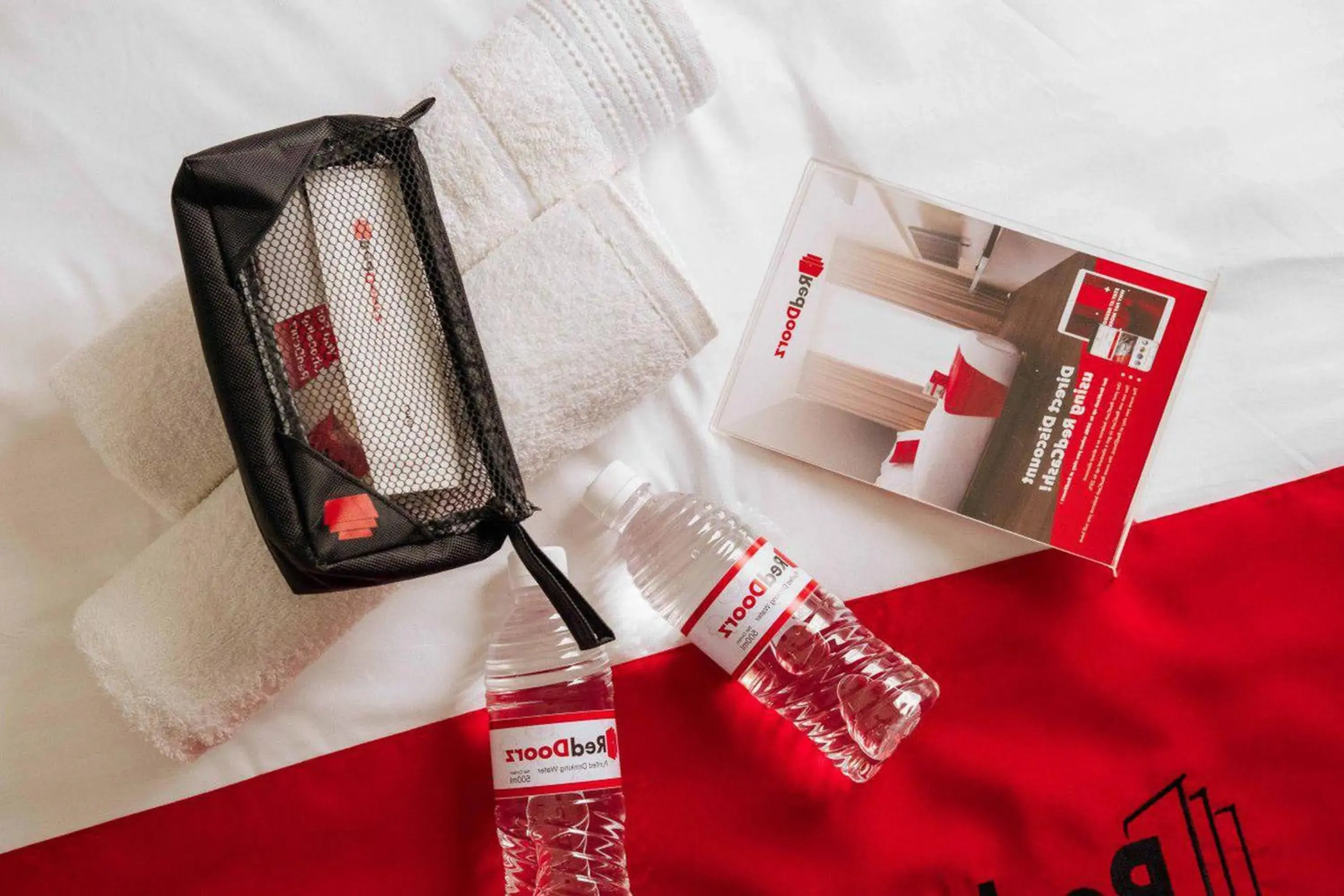 Bed in RedDoorz near Alun Alun Kota Serang Bed in RedDoorz near Alun Alun Kota Serang