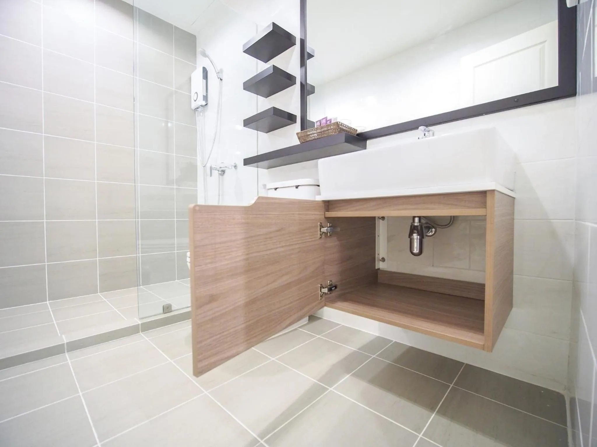 Shower in Fortune Courtyard Khao Yai Hotel Official