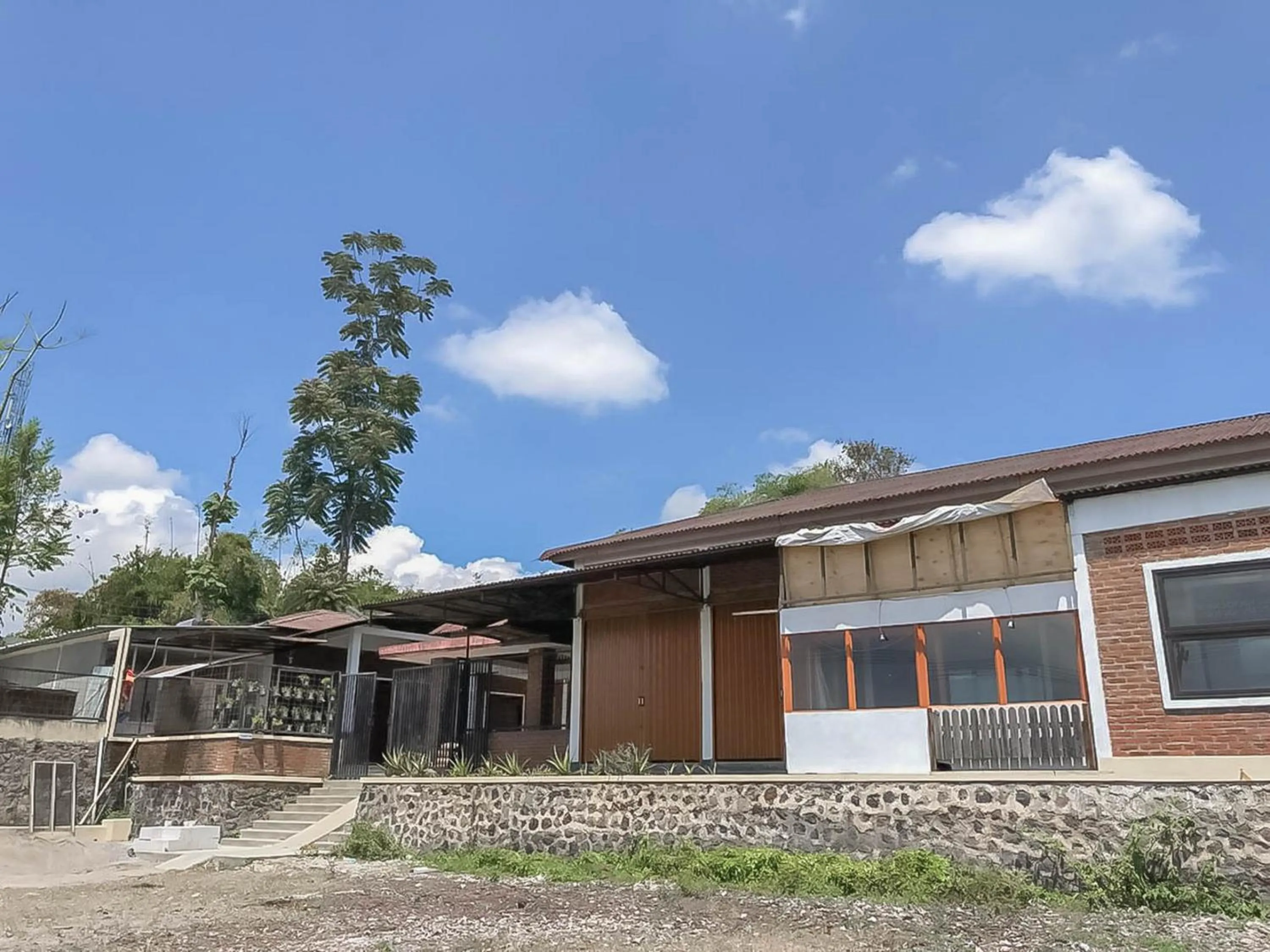 Property logo or sign in RedDoorz Resort near Darajat Garut