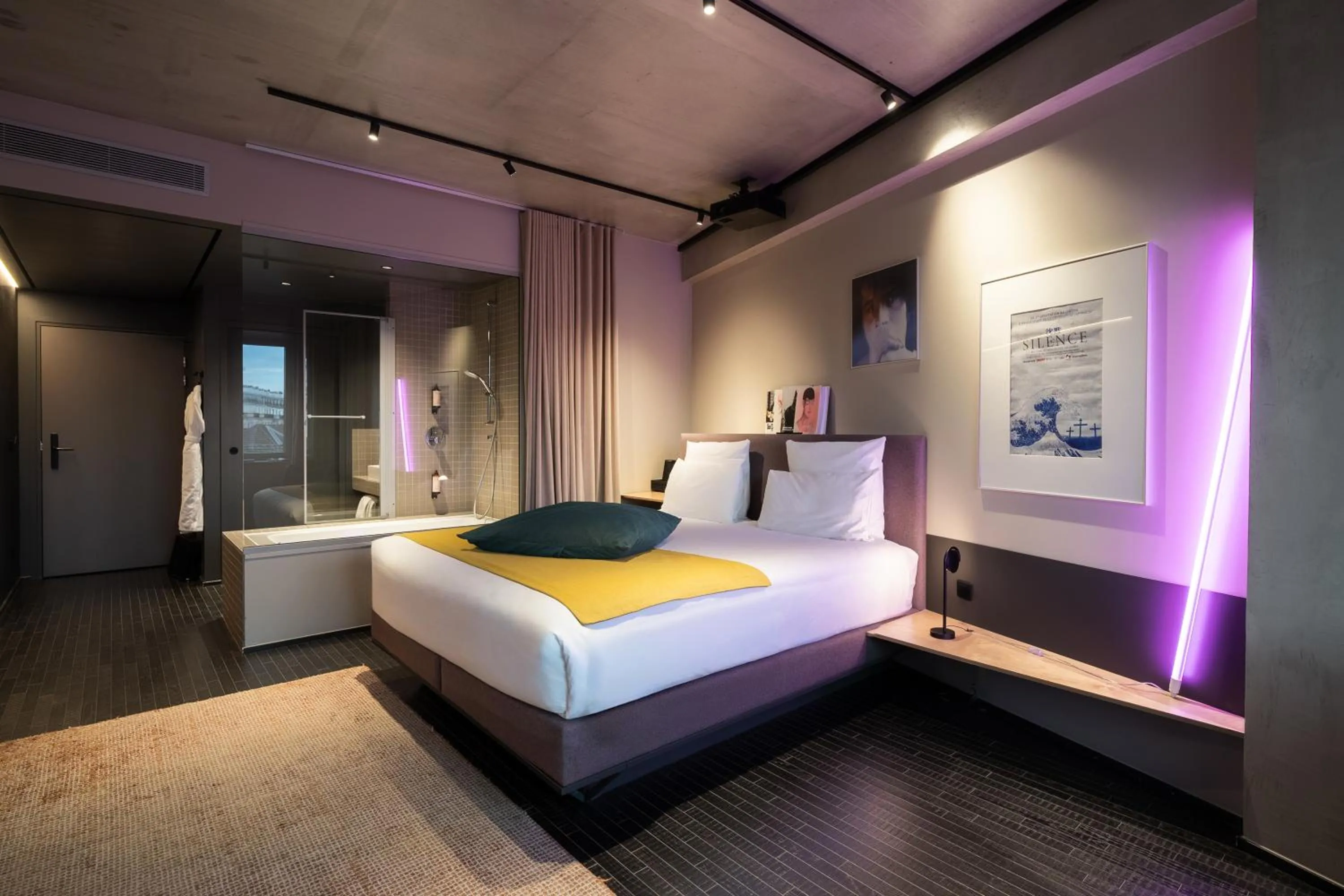 Photo of the whole room, Bed in Hotel Paradiso