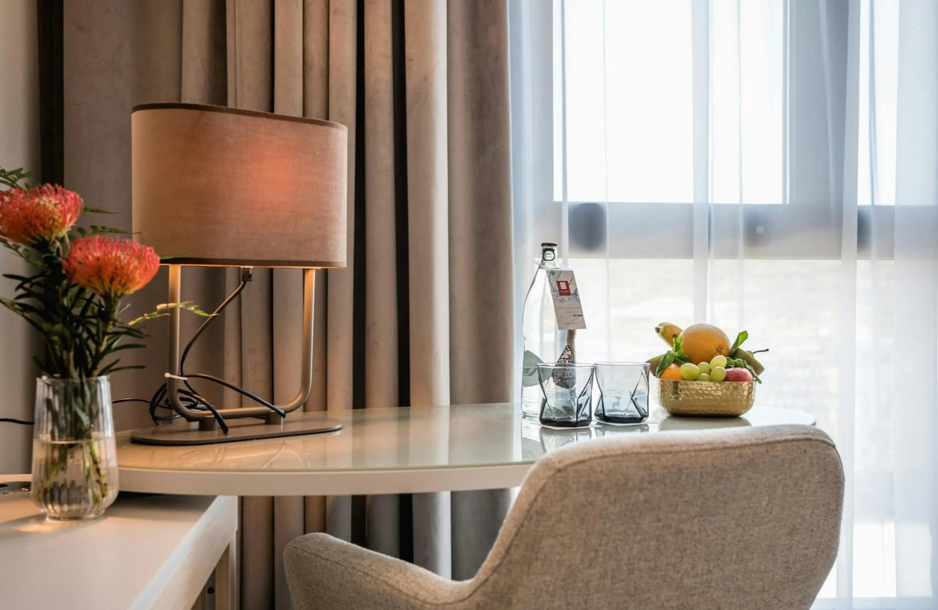 Photo of the whole room in Leonardo Royal Hotel Barcelona Fira