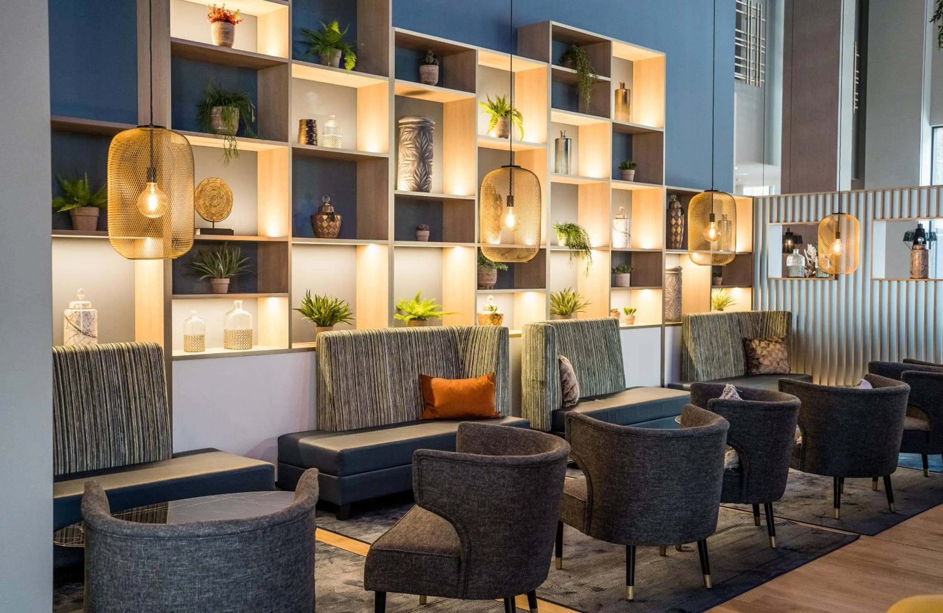 Lounge or bar in Leonardo Royal Hotel Barcelona Fira