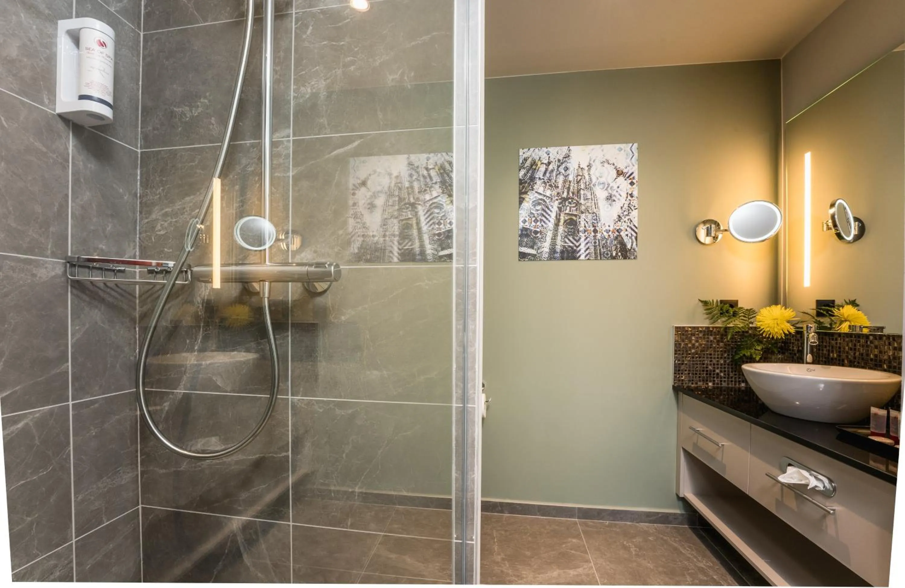 Bathroom in Leonardo Royal Hotel Barcelona Fira