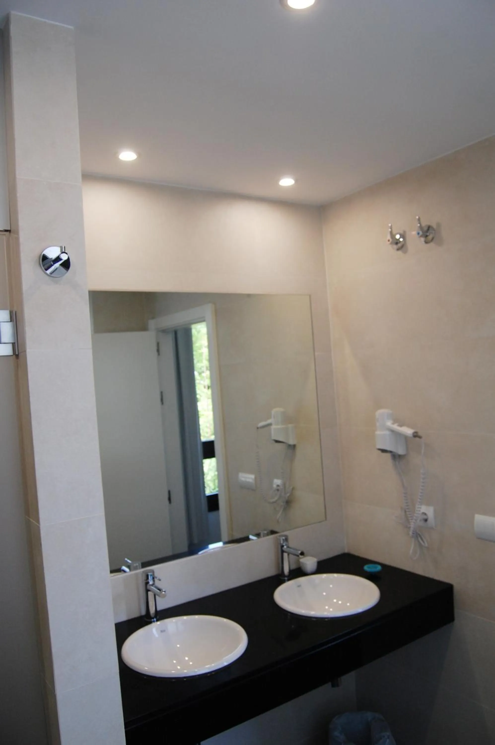 Bathroom in Hostal Tres Campanas