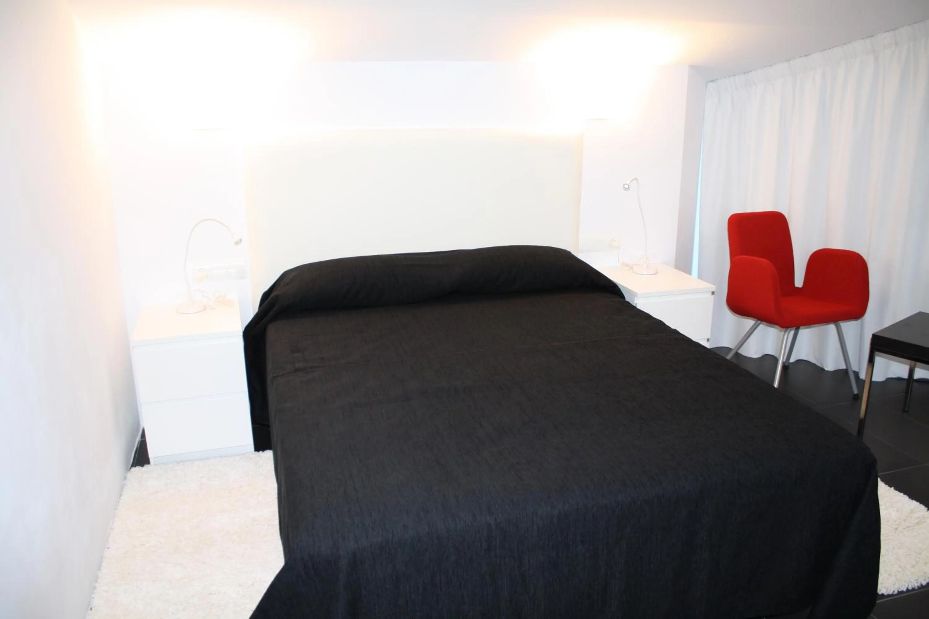 Bedroom, Bed in Hostal Tres Campanas