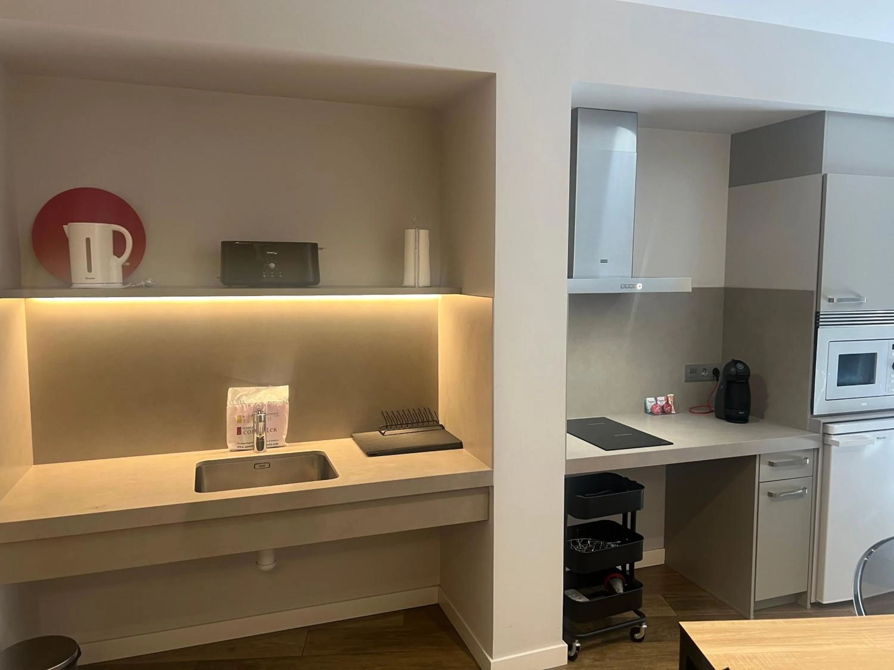 kitchen in Apartaments Turístics Conseller