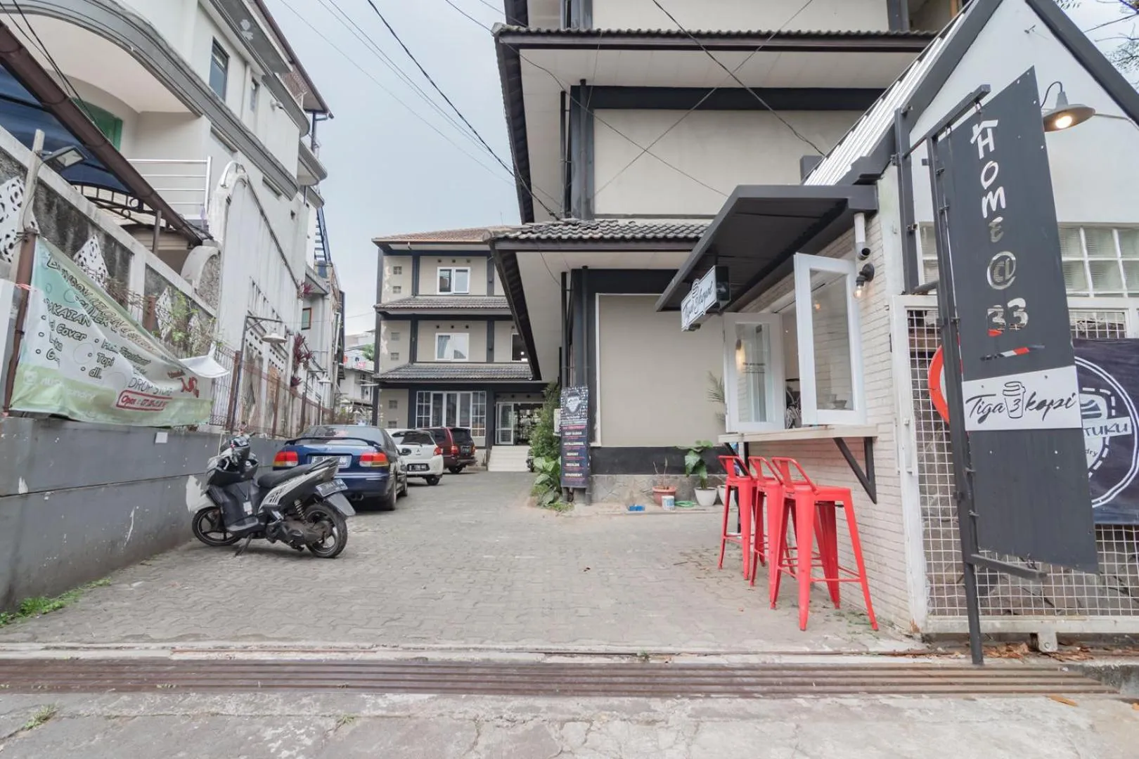 RedDoorz near Exit Toll Pasteur 5