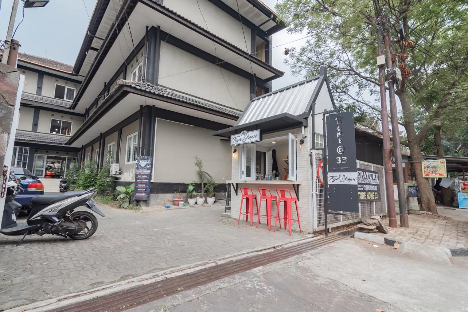 RedDoorz near Exit Toll Pasteur 5