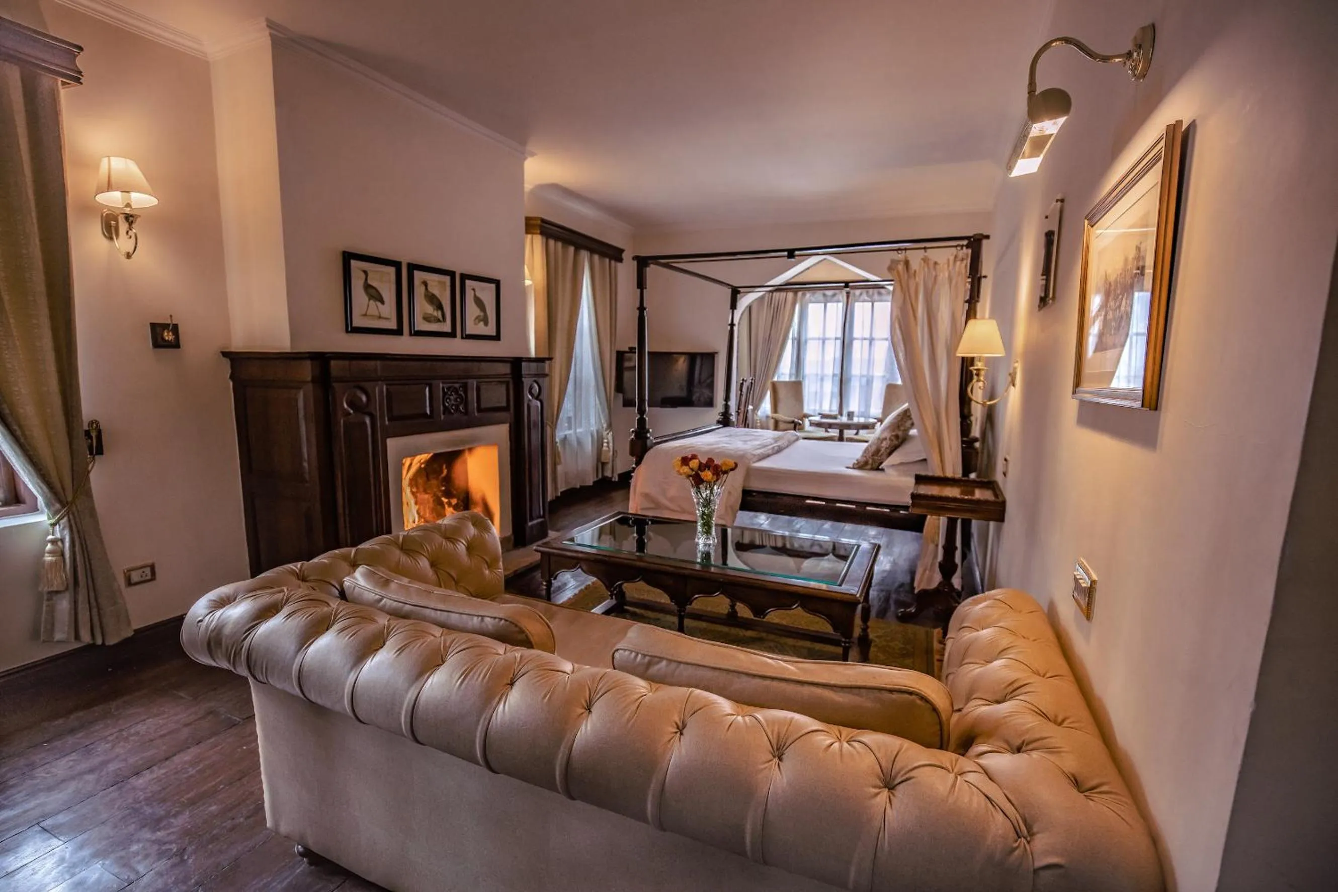 Bed in The Himalayan