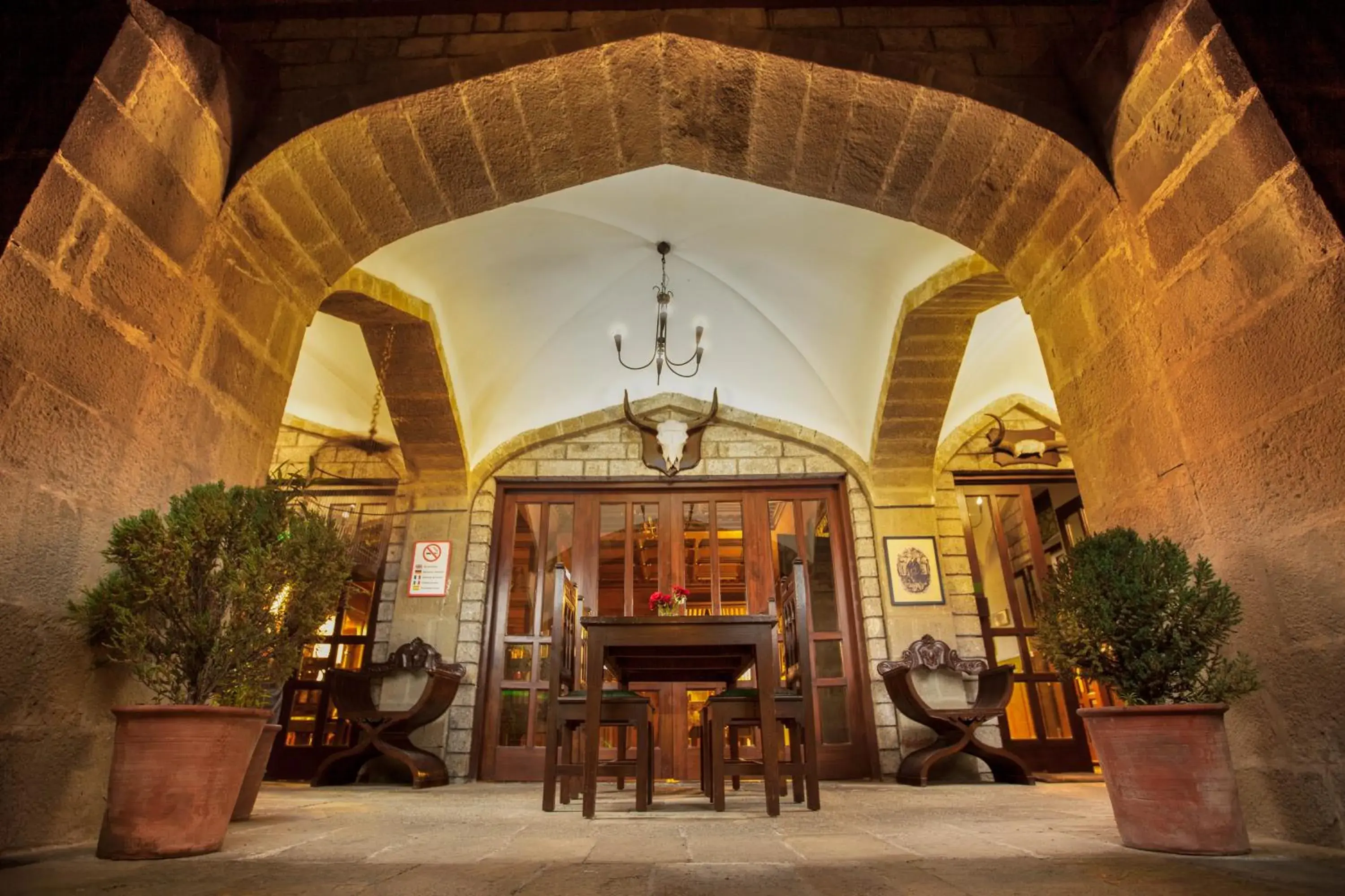 Restaurant/places to eat in The Himalayan Restaurant/places to eat in The Himalayan