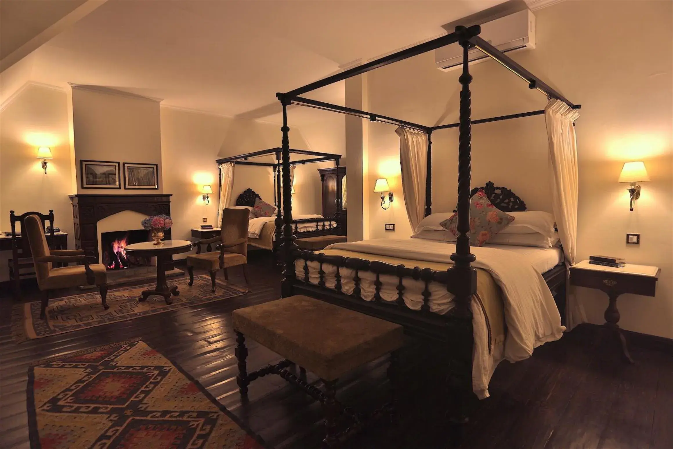 Bed in The Himalayan Bed in The Himalayan