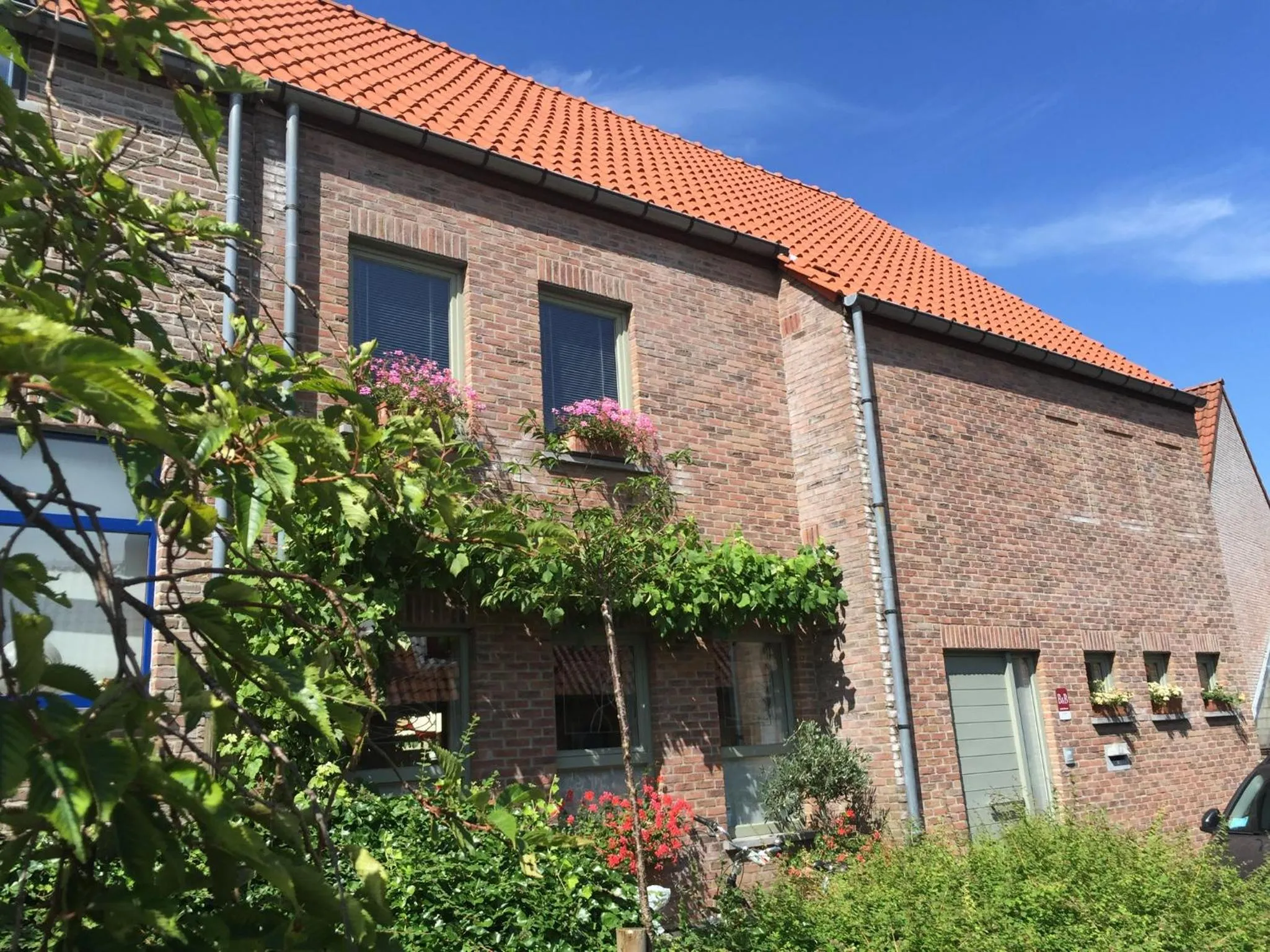 Property building in B&B Bella en Basiel