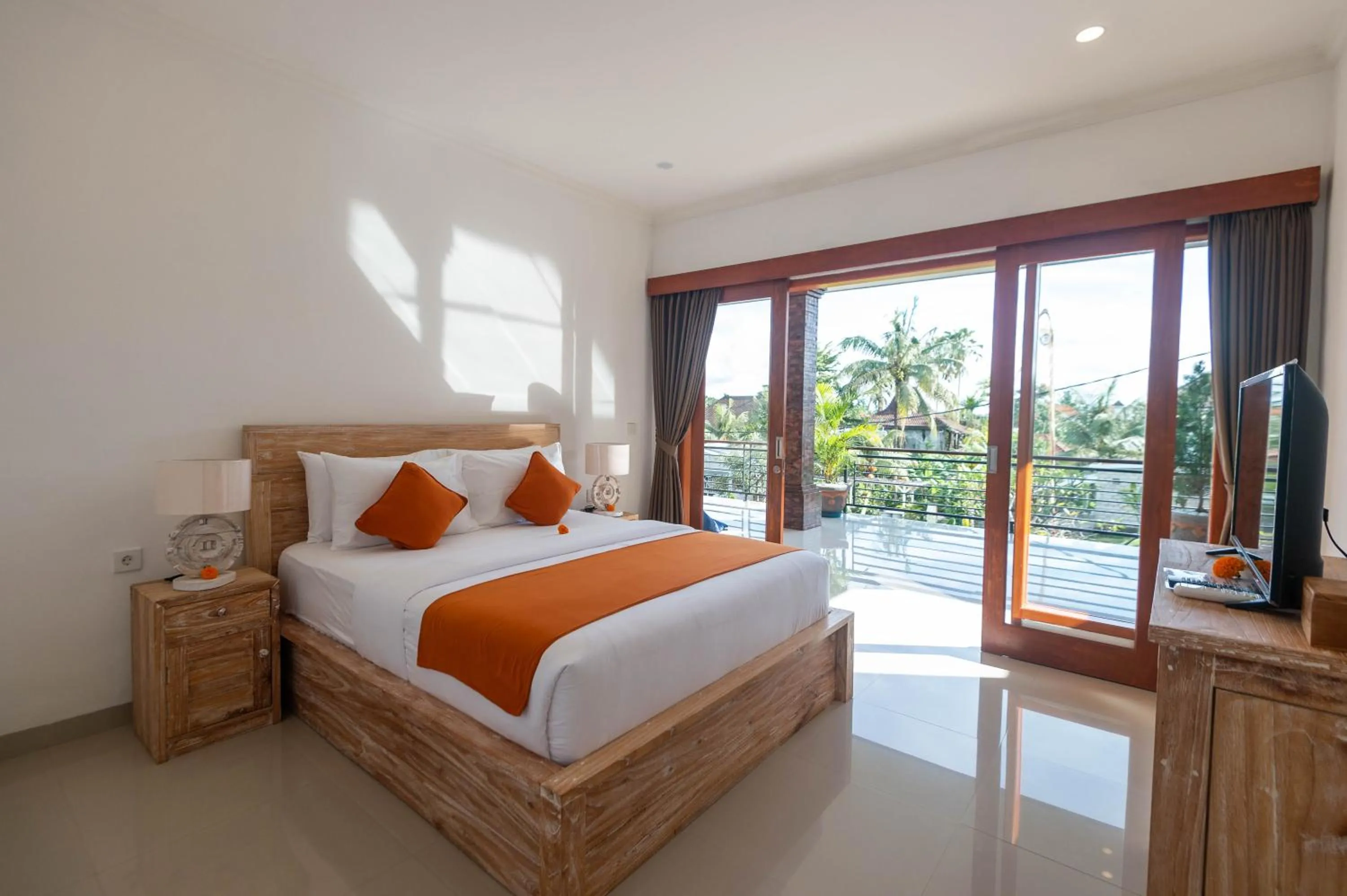 Bed in Villa Semujan Ubud